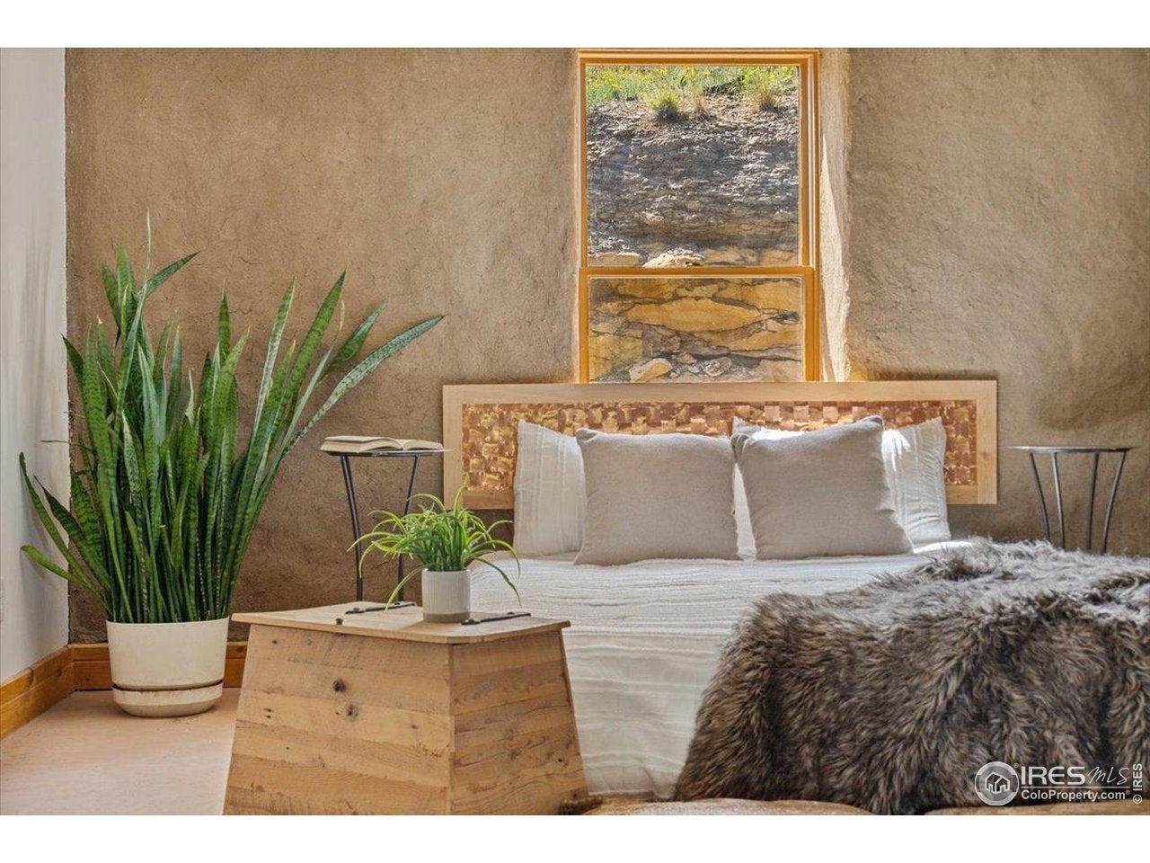 Loveland, Colorado, 80537, United States, 5 Bedrooms Bedrooms, ,2 BathroomsBathrooms,Residential,Active,1877833