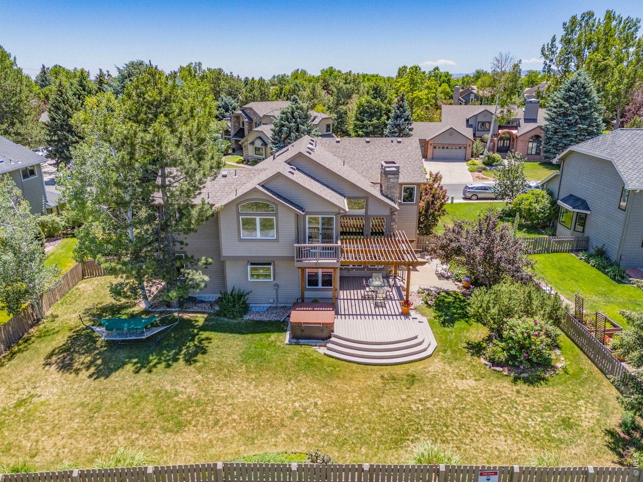 Louisville, Colorado, 80027, United States, 5 Bedrooms Bedrooms, ,5 BathroomsBathrooms,Residential,Active,2041594