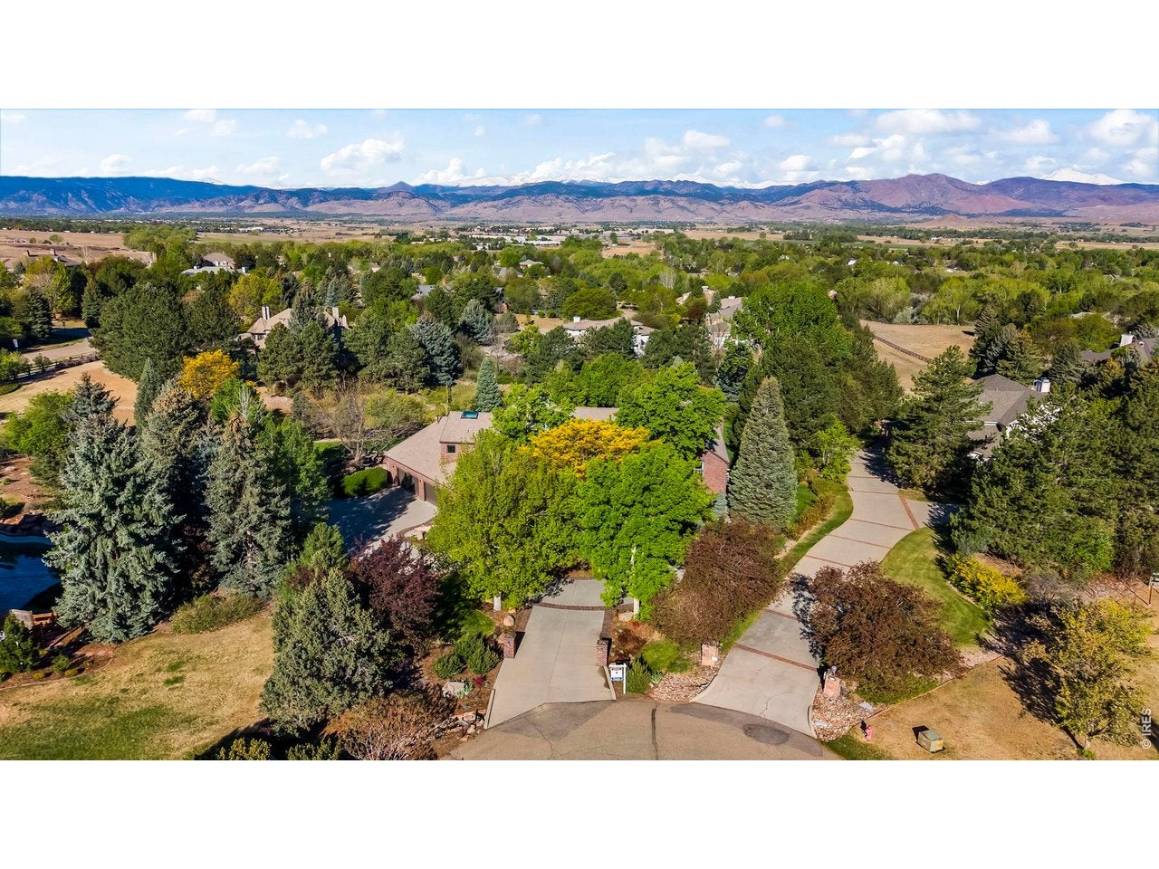 Niwot, Colorado, 80503, United States, 4 Bedrooms Bedrooms, ,7 BathroomsBathrooms,Residential,Active,2033402