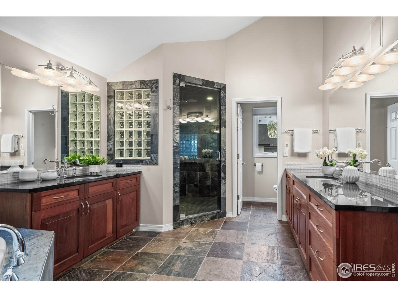 Boulder, Colorado, 80301, United States, 3 Bedrooms Bedrooms, ,4 BathroomsBathrooms,Residential,Active,1997580