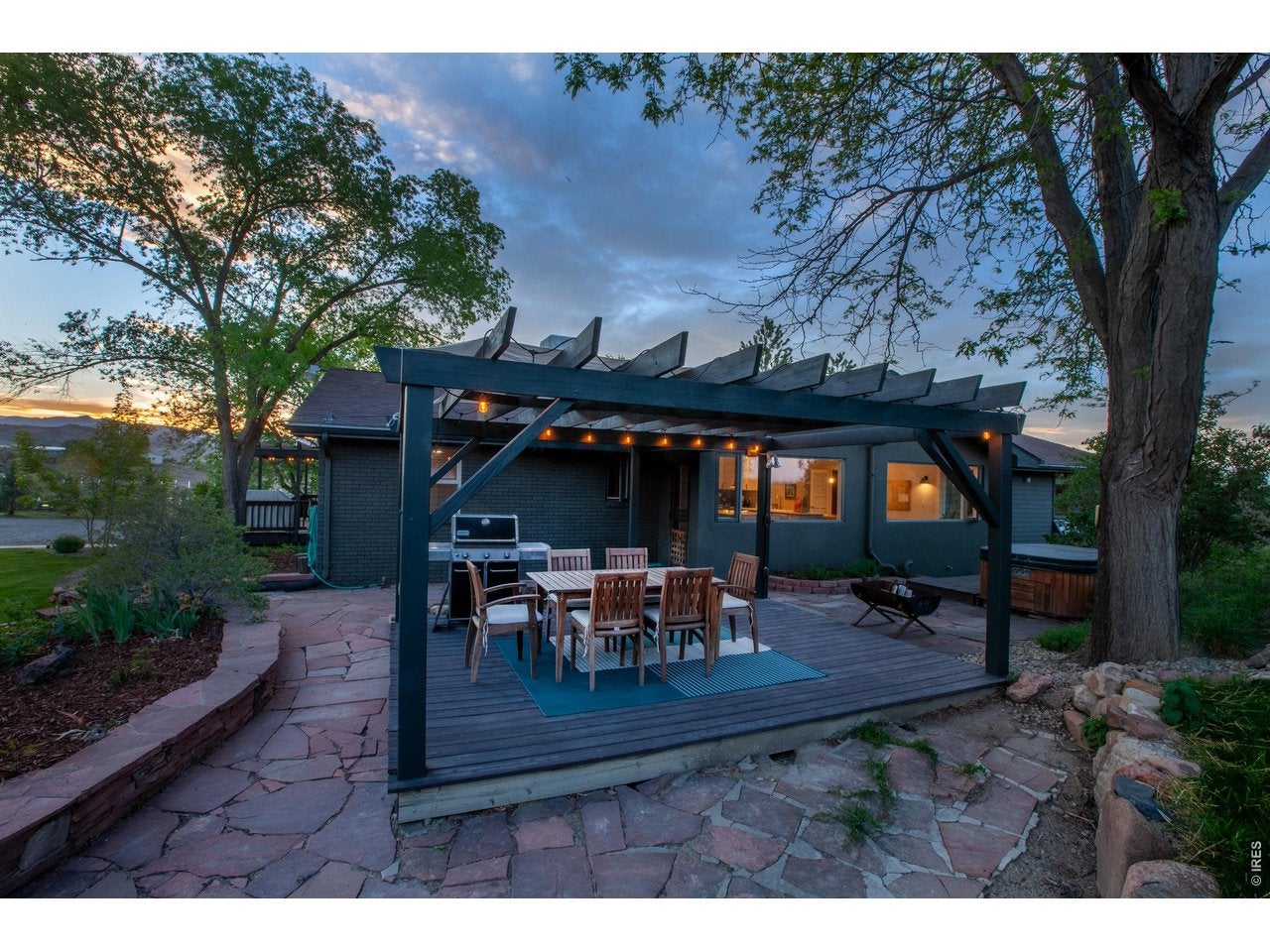 Longmont, Colorado, 80503, United States, 4 Bedrooms Bedrooms, ,4 BathroomsBathrooms,Residential,Contingent,2045596