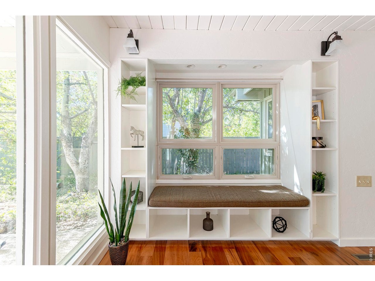 Boulder, Colorado, 80304, United States, 3 Bedrooms Bedrooms, ,3 BathroomsBathrooms,Residential,Active,2044571