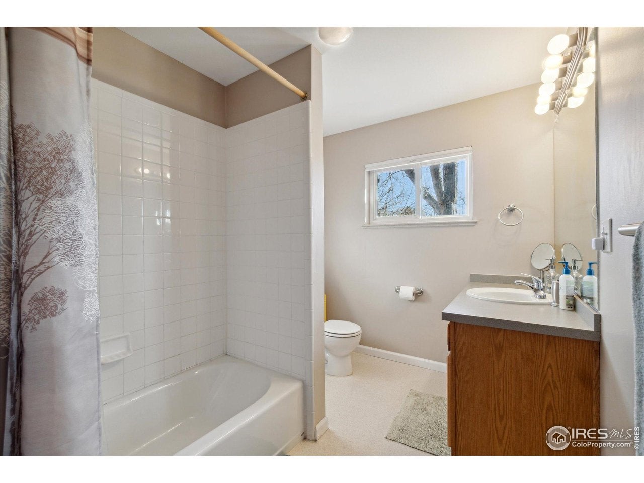 Boulder, Colorado, 80303, United States, 5 Bedrooms Bedrooms, ,3 BathroomsBathrooms,Residential,Active,2010540