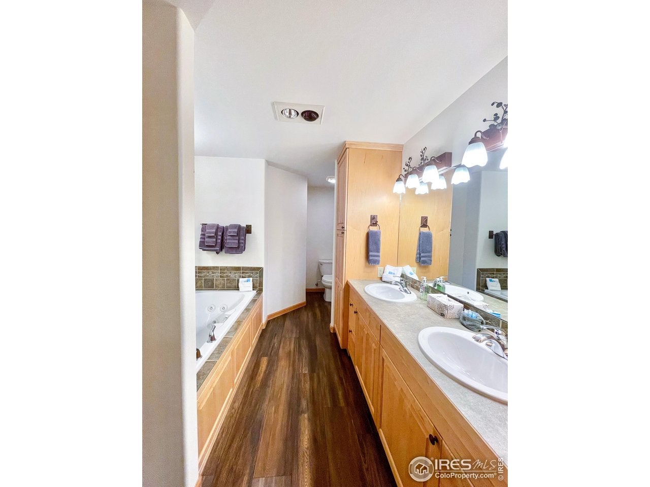 Estes Park, Colorado, 80517, United States, 3 Bedrooms Bedrooms, ,3 BathroomsBathrooms,Residential,Active,2007990