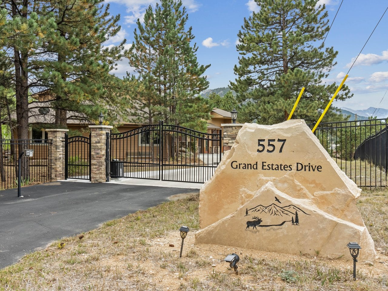 Estes Park, Colorado, 80517, United States, 5 Bedrooms Bedrooms, ,4 BathroomsBathrooms,Residential,Active,2043843