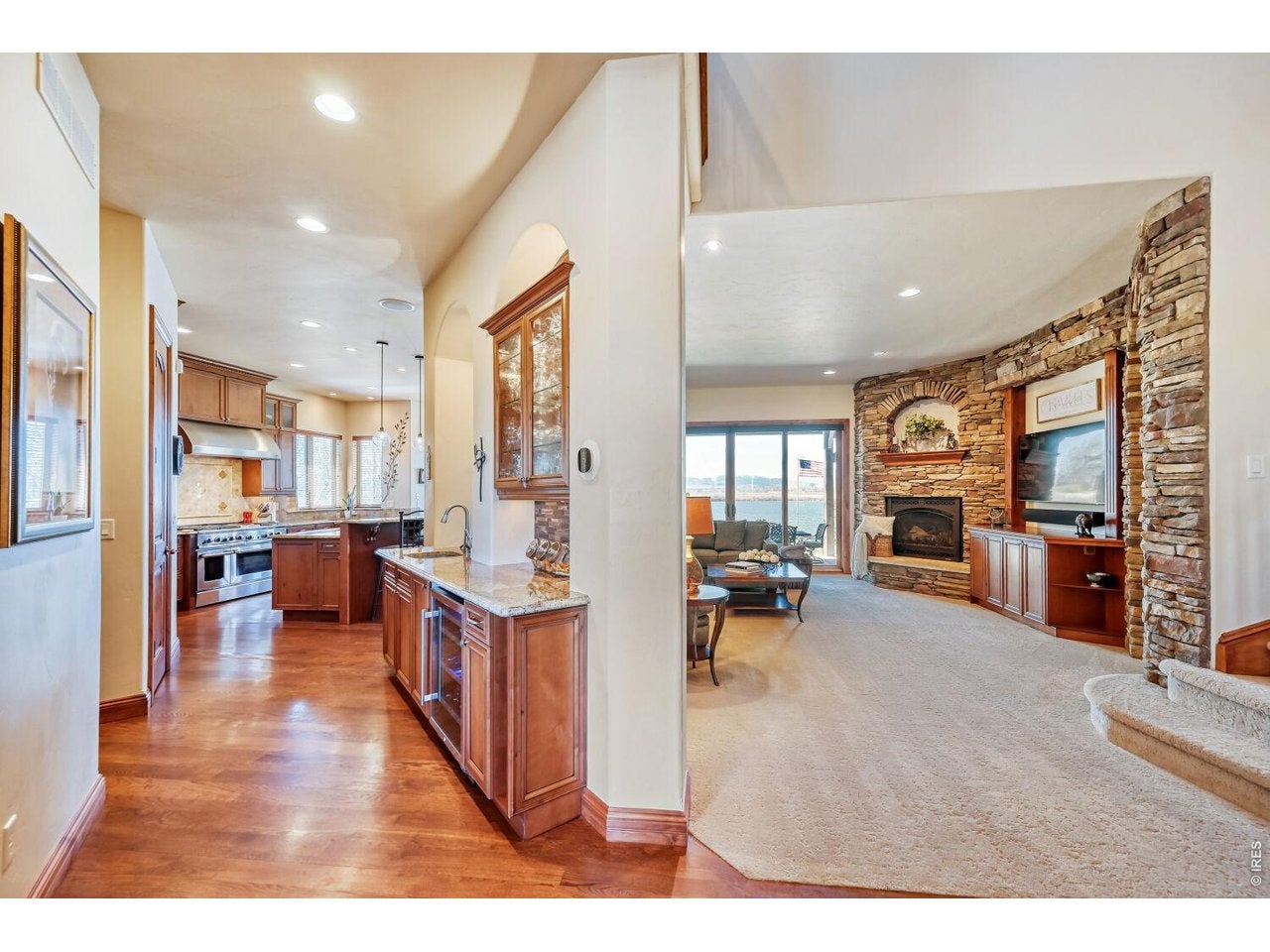Longmont, Colorado, 80504, United States, 4 Bedrooms Bedrooms, ,5 BathroomsBathrooms,Residential,Active,2033410