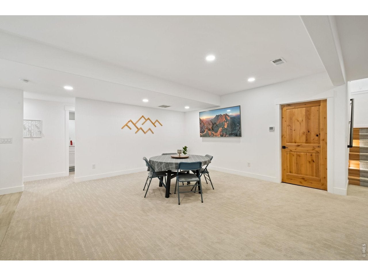 Berthoud, Colorado, 80513, United States, 5 Bedrooms Bedrooms, ,4 BathroomsBathrooms,Residential,Active,2045014