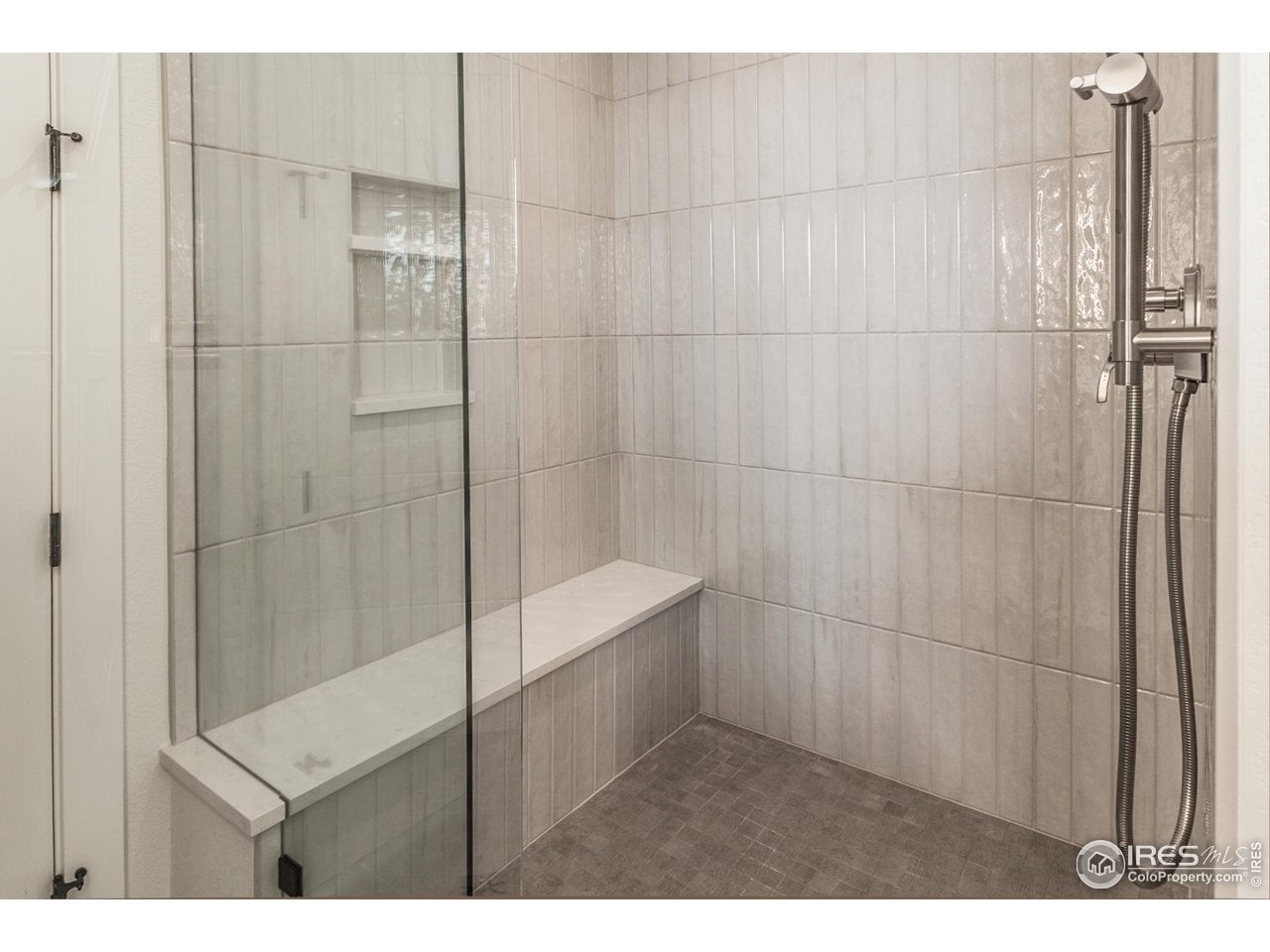 Berthoud, Colorado, 80513, United States, 4 Bedrooms Bedrooms, ,4 BathroomsBathrooms,Residential,Active,1995272