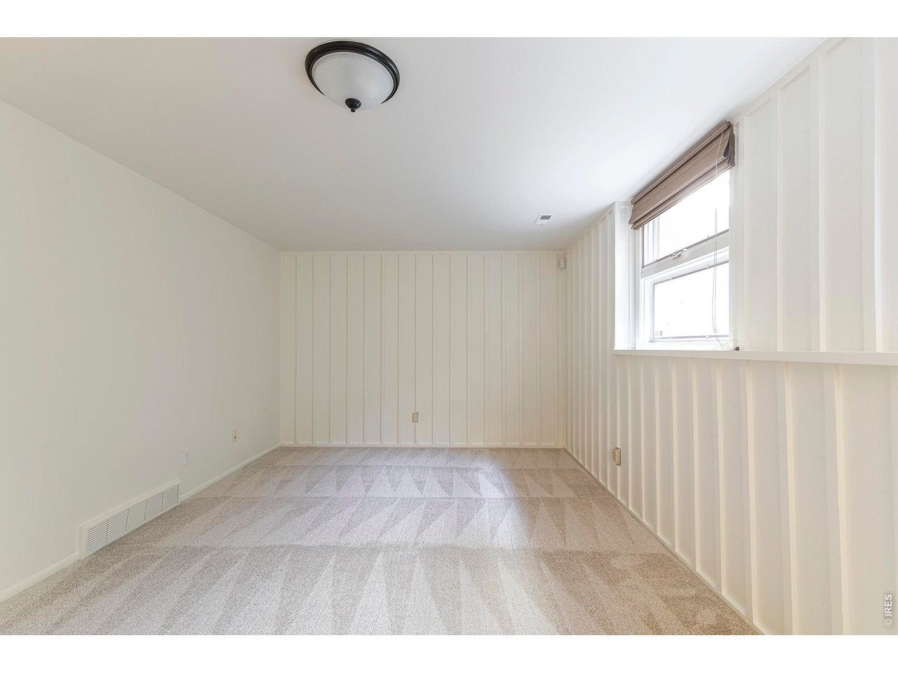Boulder, Colorado, 80304, United States, 3 Bedrooms Bedrooms, ,3 BathroomsBathrooms,Residential,Active,2044571