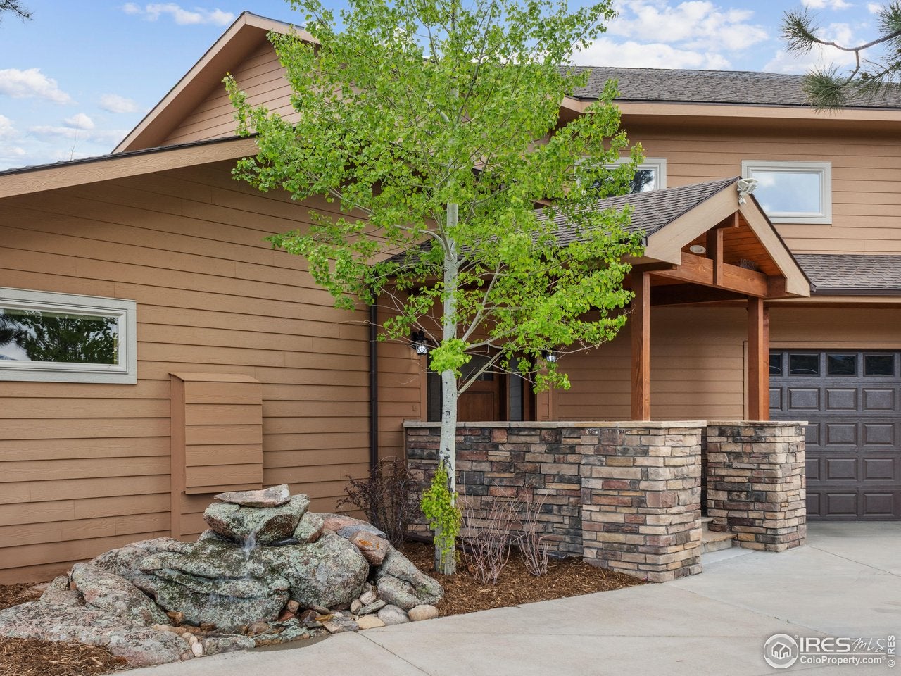 Estes Park, Colorado, 80517, United States, 5 Bedrooms Bedrooms, ,4 BathroomsBathrooms,Residential,Contingent,1824567