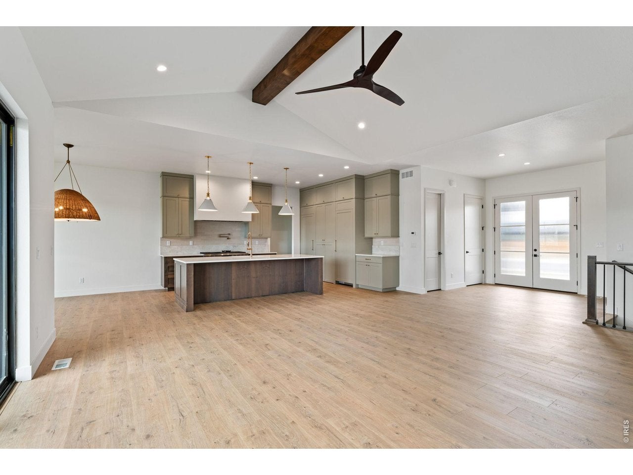 Windsor, Colorado, 80550, United States, 5 Bedrooms Bedrooms, ,4 BathroomsBathrooms,Residential,Active,1972154