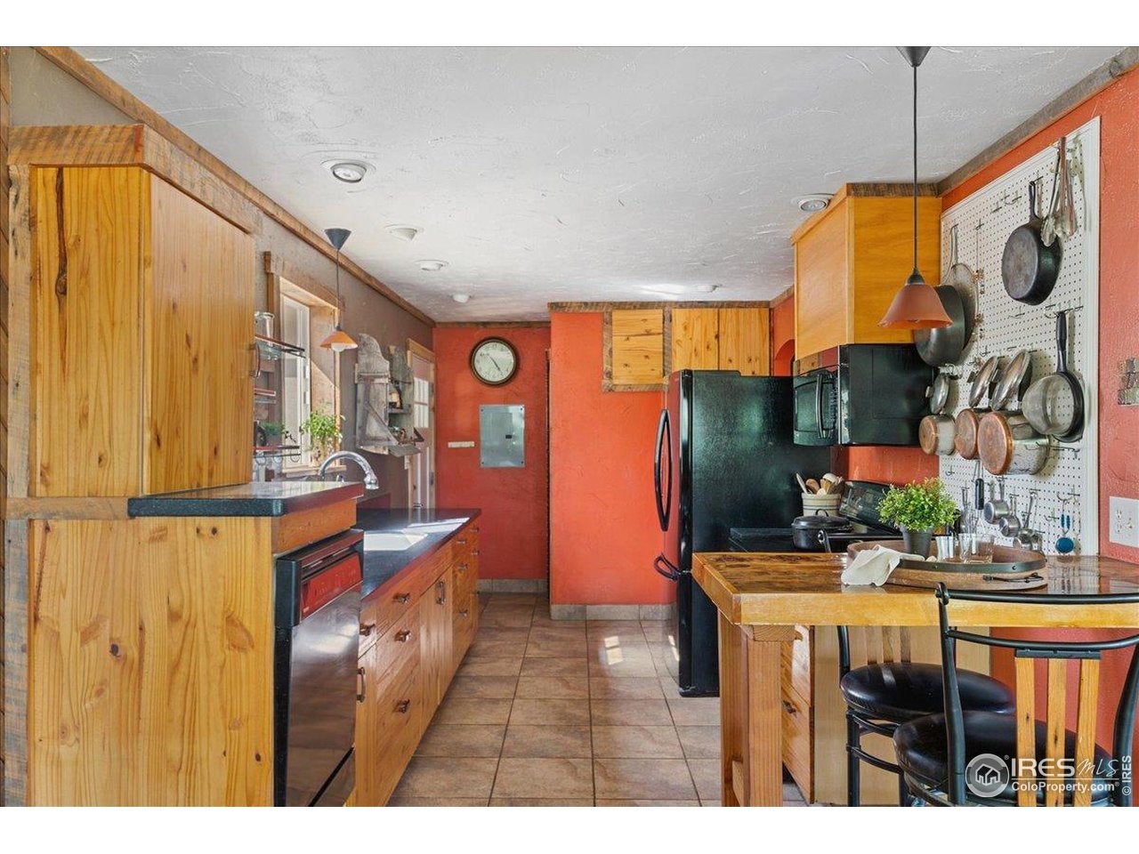 Loveland, Colorado, 80537, United States, 5 Bedrooms Bedrooms, ,2 BathroomsBathrooms,Residential,Active,1877833