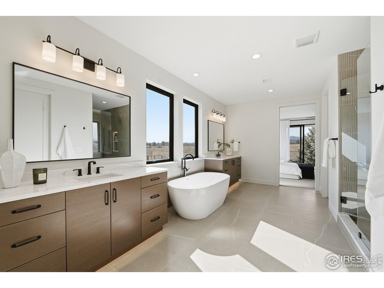 Louisville, Colorado, 80027, United States, 5 Bedrooms Bedrooms, ,6 BathroomsBathrooms,Residential,Active,2019833