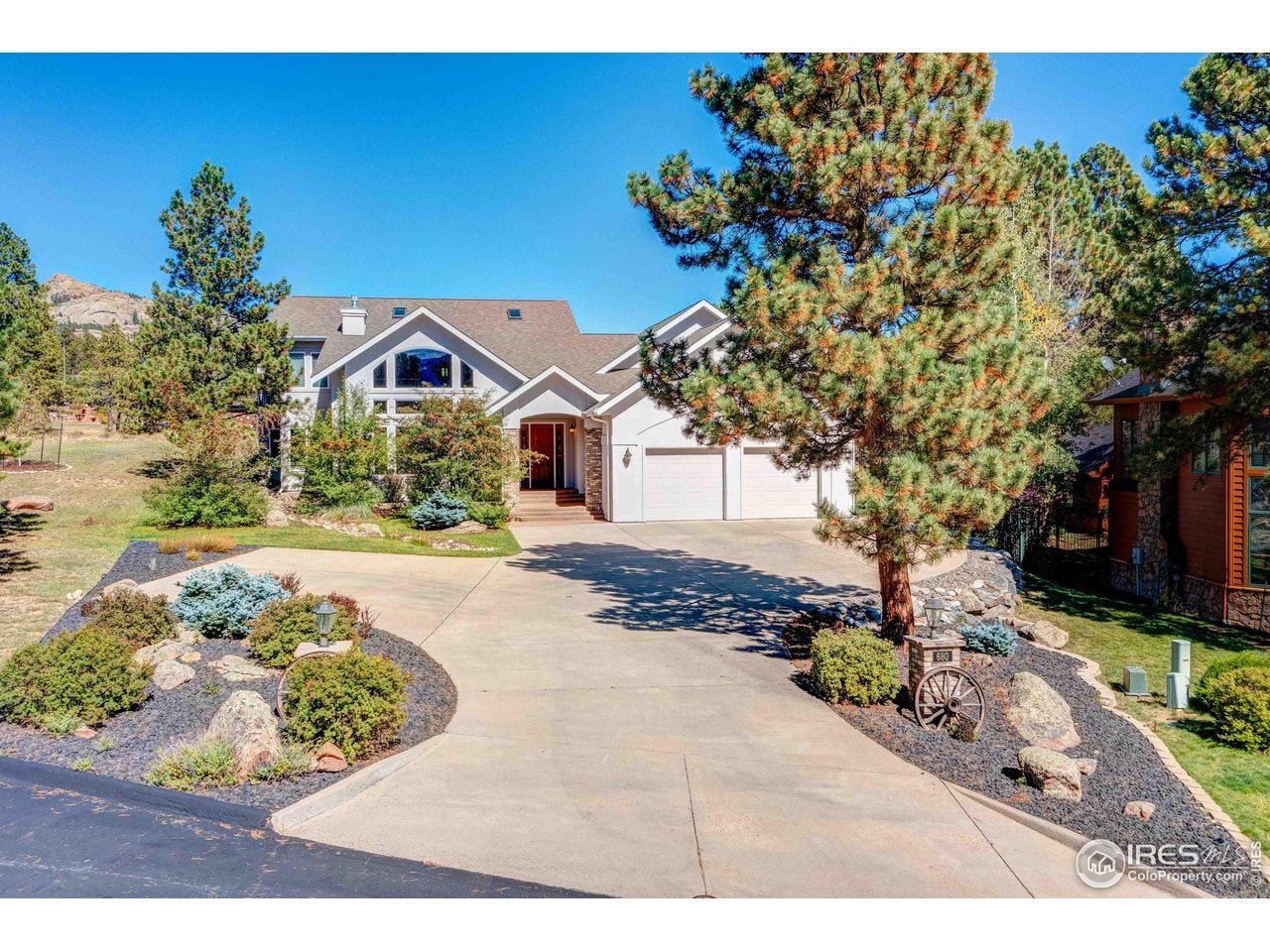 Estes Park, Colorado, 80517, United States, 4 Bedrooms Bedrooms, ,3 BathroomsBathrooms,Residential,Active,1952630