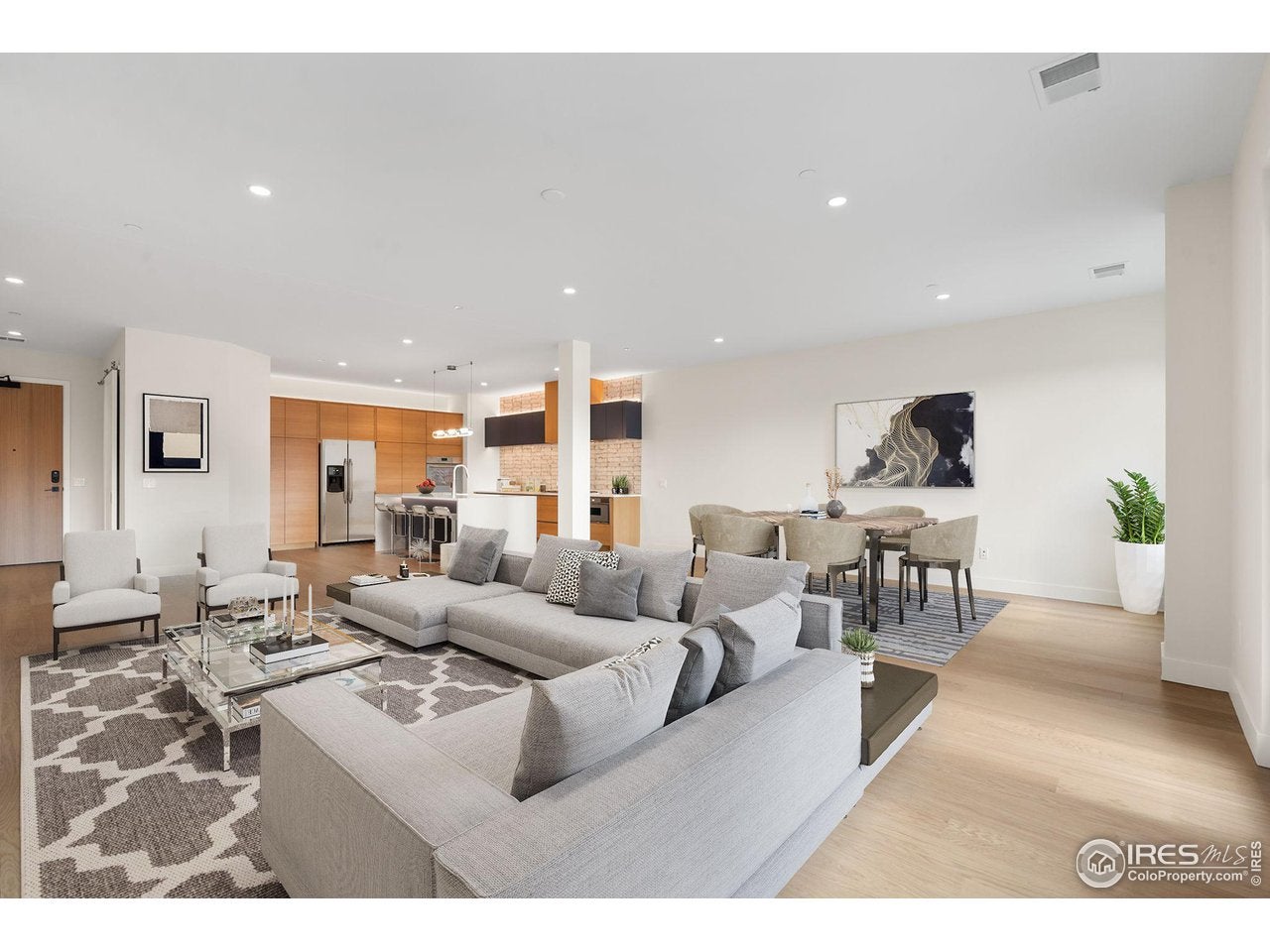 Loveland, Colorado, 80537, United States, 2 Bedrooms Bedrooms, ,3 BathroomsBathrooms,Residential,Active,1726950