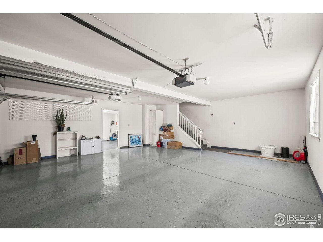 Boulder, Colorado, 80301, United States, 3 Bedrooms Bedrooms, ,4 BathroomsBathrooms,Residential,Active,1997593