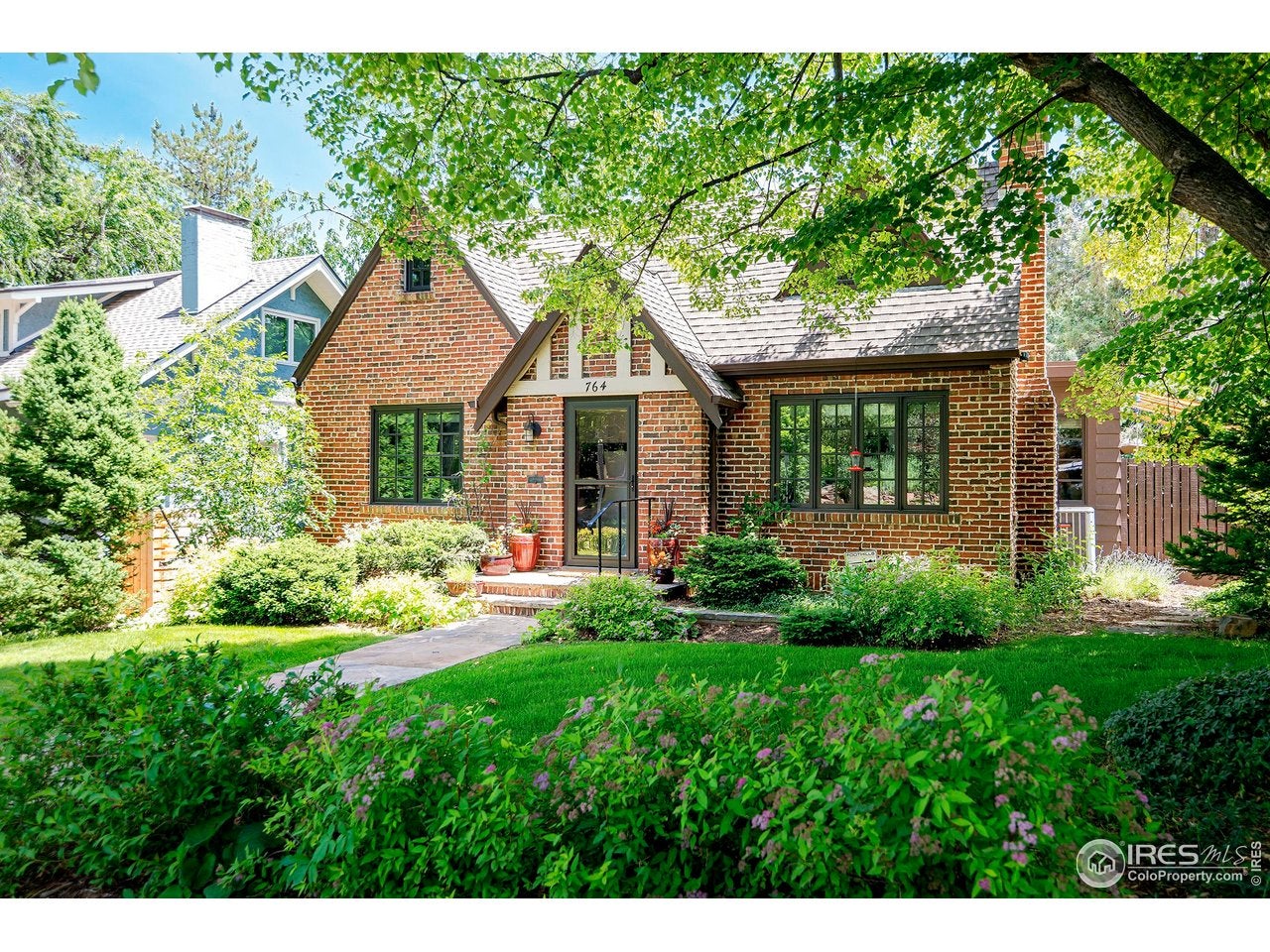 Boulder, Colorado, 80302, United States, 5 Bedrooms Bedrooms, ,2 BathroomsBathrooms,Residential,Active,1997618