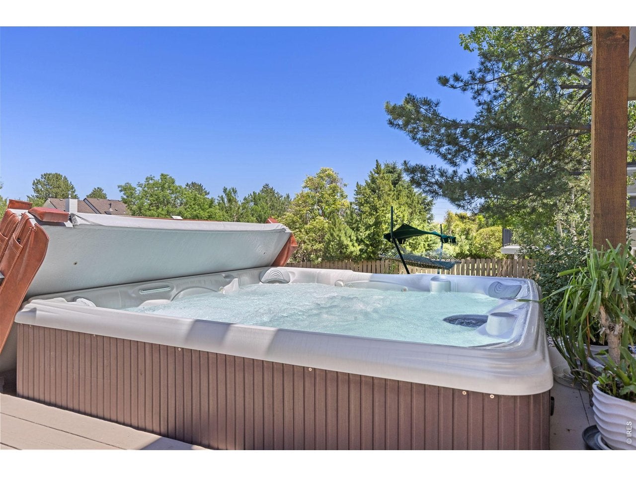 Louisville, Colorado, 80027, United States, 5 Bedrooms Bedrooms, ,5 BathroomsBathrooms,Residential,Active,2041594