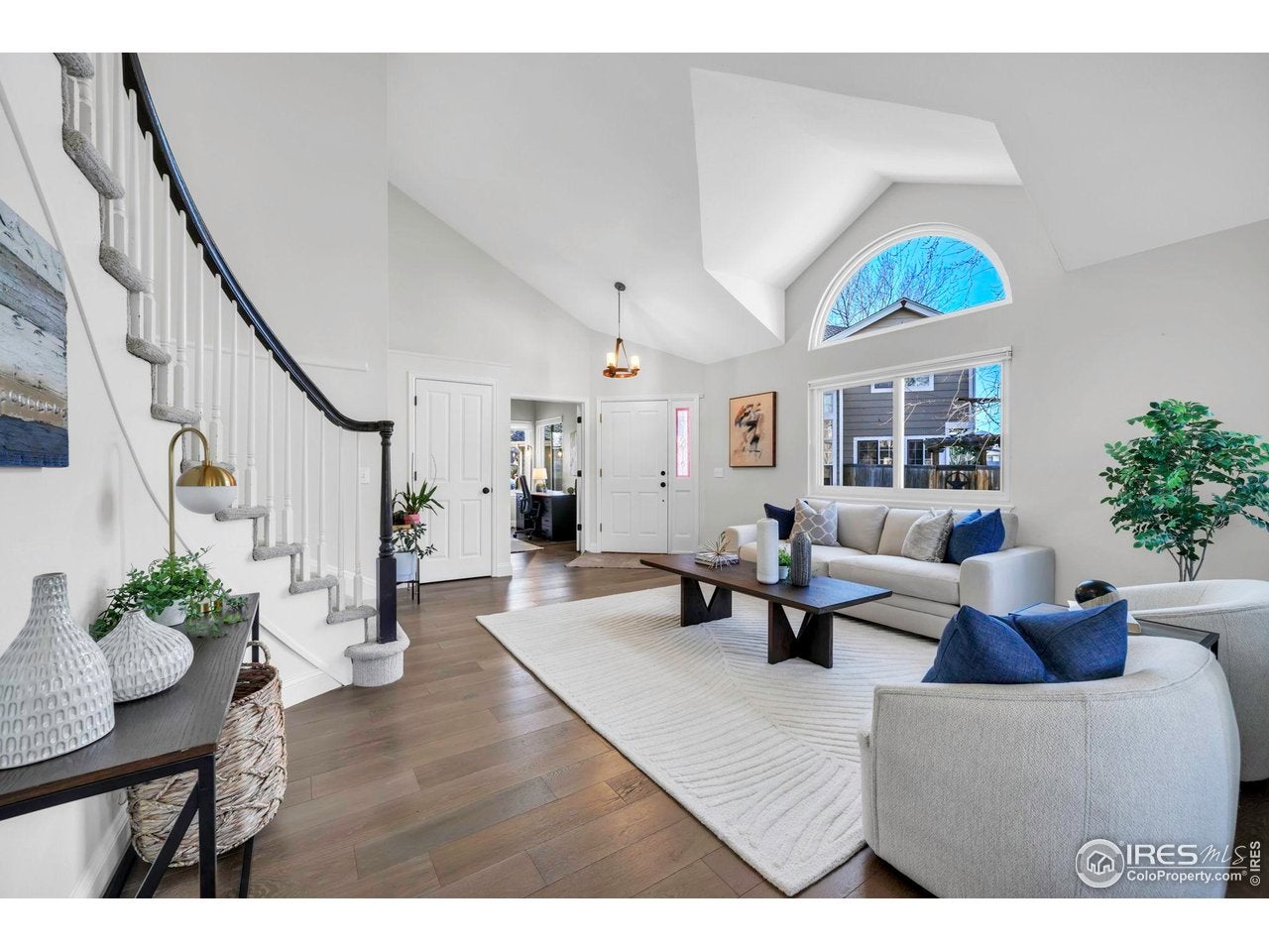 Louisville, Colorado, 80027, United States, 4 Bedrooms Bedrooms, ,4 BathroomsBathrooms,Residential,Active,2009812