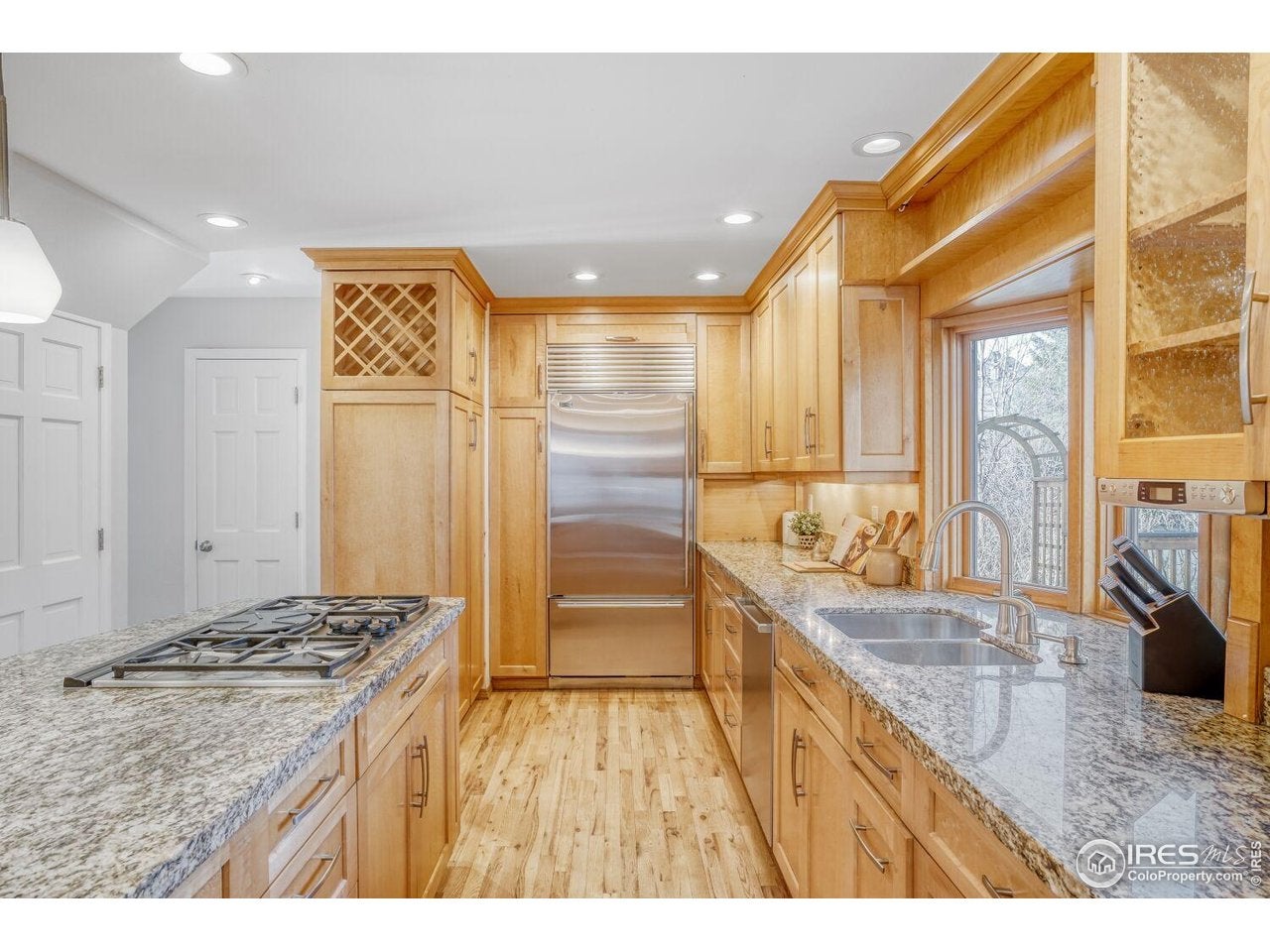 Boulder, Colorado, 80305, United States, 5 Bedrooms Bedrooms, ,4 BathroomsBathrooms,Residential,Active,2012224