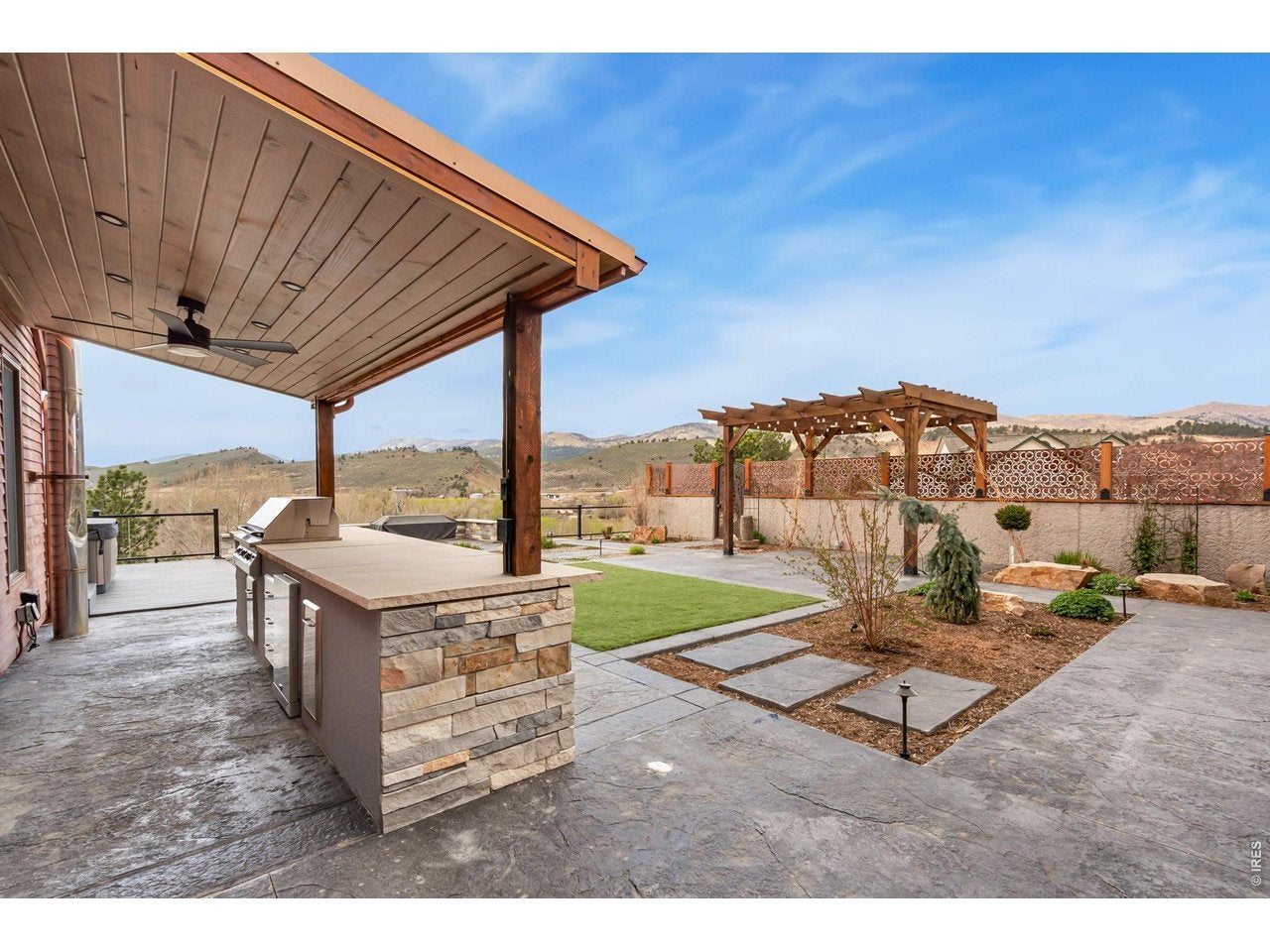 Loveland, Colorado, 80538, United States, 4 Bedrooms Bedrooms, ,3 BathroomsBathrooms,Residential,Active,2036031