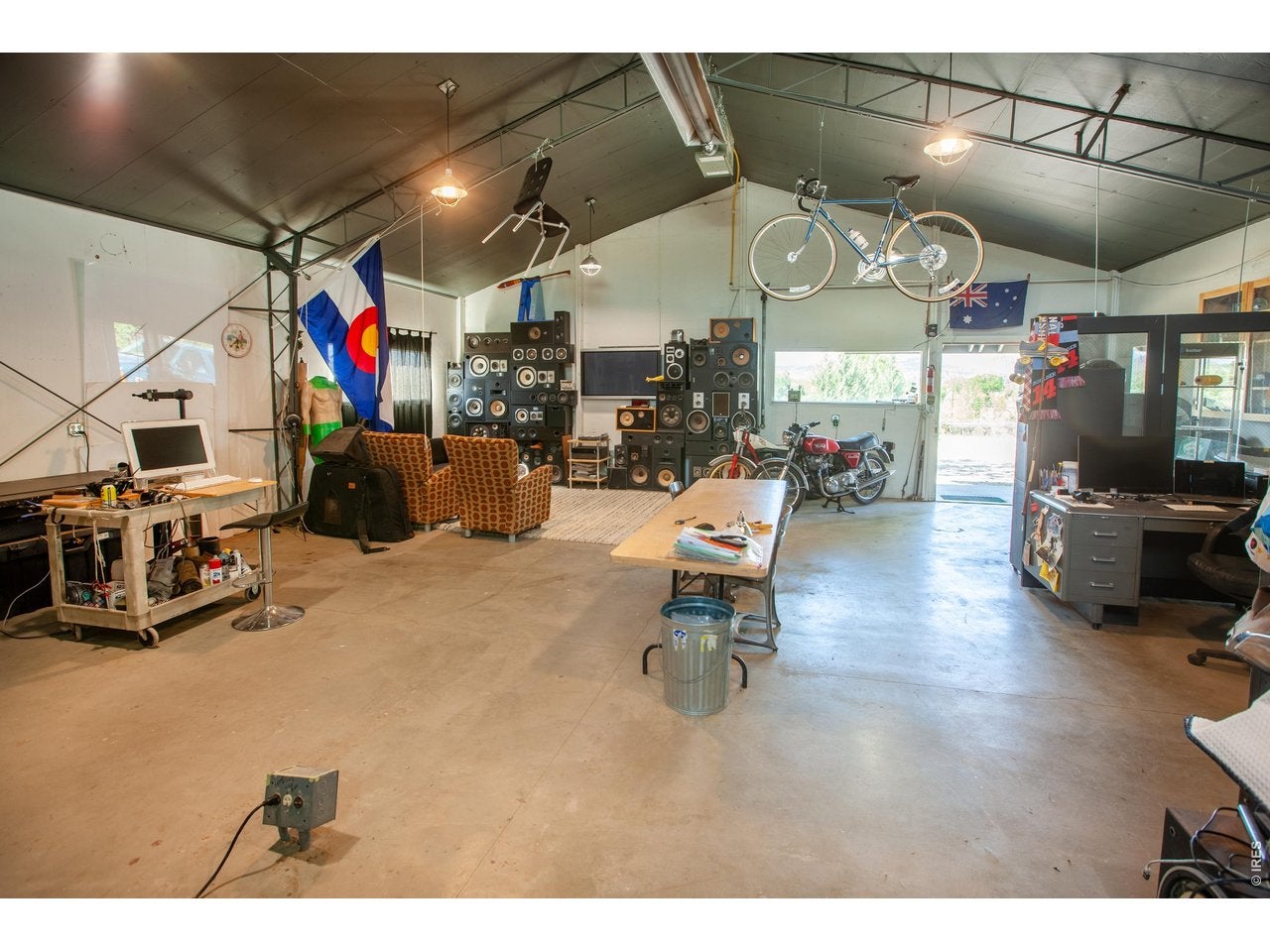 Longmont, Colorado, 80503, United States, 4 Bedrooms Bedrooms, ,4 BathroomsBathrooms,Residential,Contingent,2045596