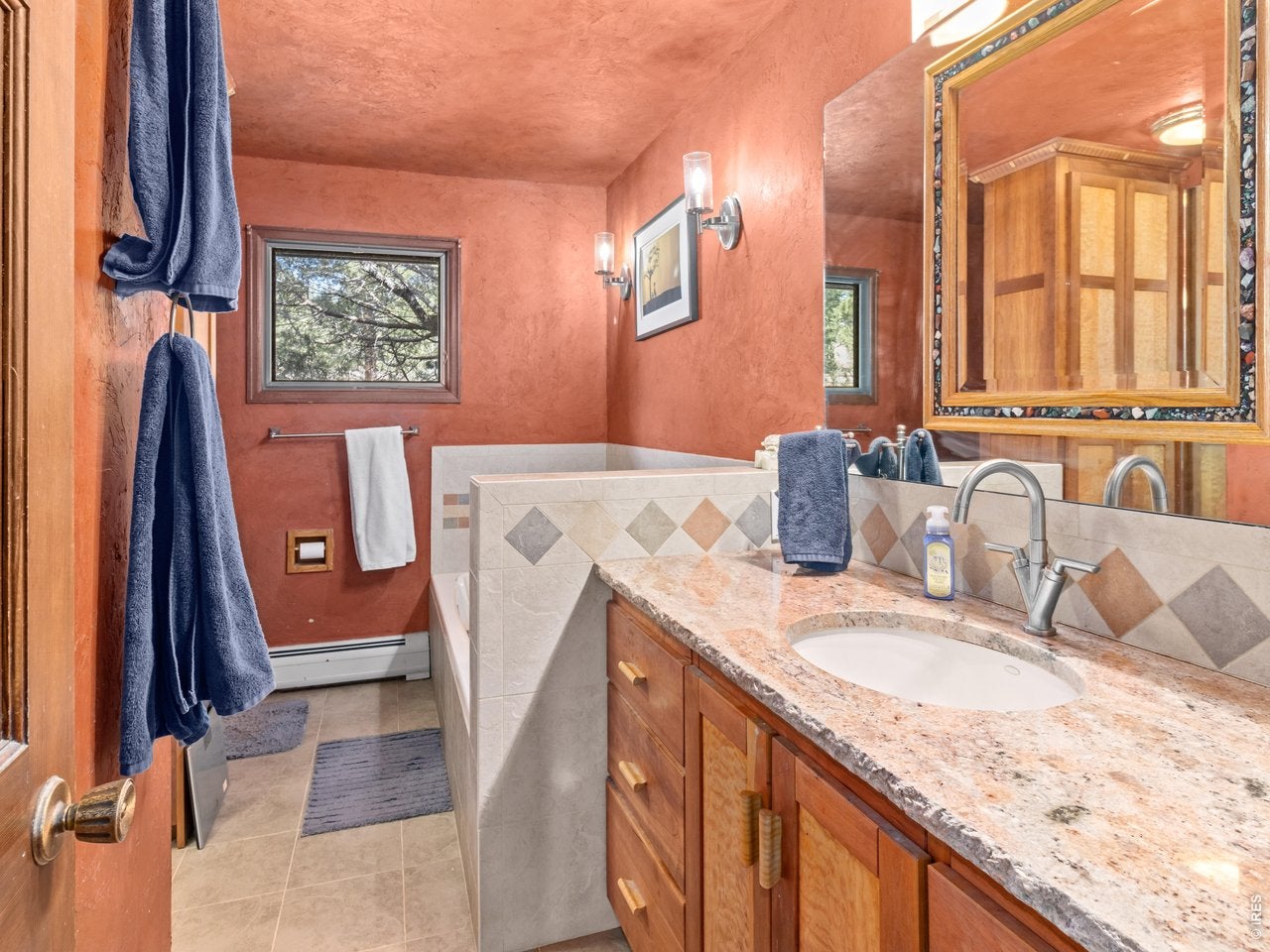 Estes Park, Colorado, 80517, United States, 5 Bedrooms Bedrooms, ,3 BathroomsBathrooms,Residential,Active,2038183