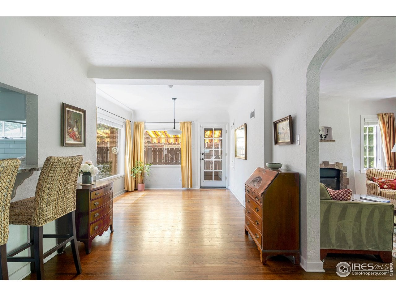 Boulder, Colorado, 80302, United States, 5 Bedrooms Bedrooms, ,2 BathroomsBathrooms,Residential,Active,1997618