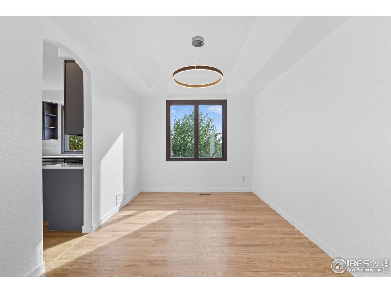 Boulder, Colorado, 80301, United States, 5 Bedrooms Bedrooms, ,3 BathroomsBathrooms,Residential,Active,2008305