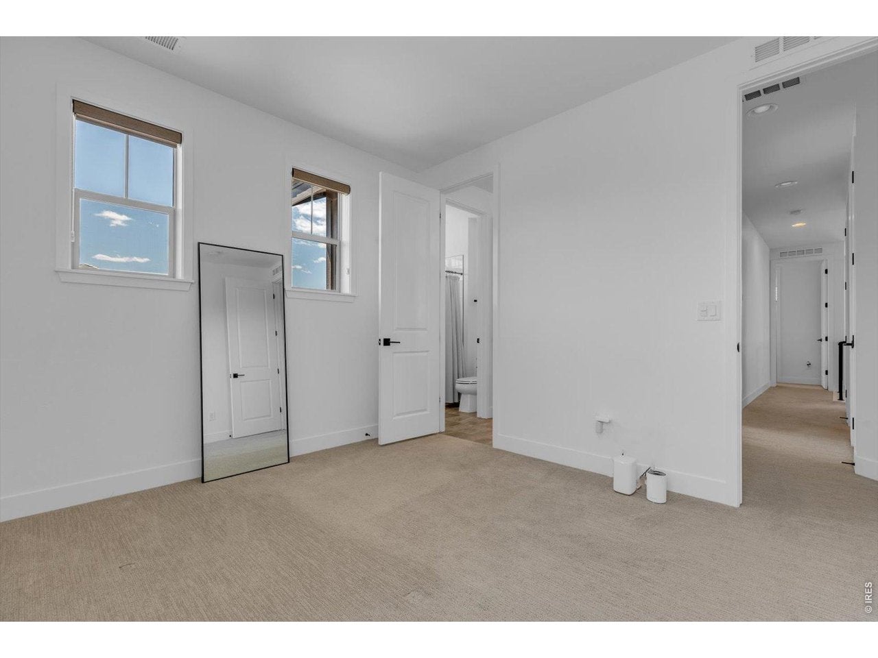 Broomfield, Colorado, 80023, United States, 5 Bedrooms Bedrooms, ,5 BathroomsBathrooms,Residential,Active,2052095