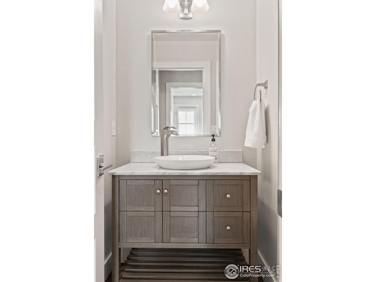 Louisville, Colorado, 80027, United States, 5 Bedrooms Bedrooms, ,5 BathroomsBathrooms,Residential,Active,2013448