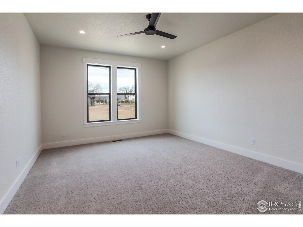 Berthoud, Colorado, 80513, United States, 4 Bedrooms Bedrooms, ,4 BathroomsBathrooms,Residential,Active,1995272