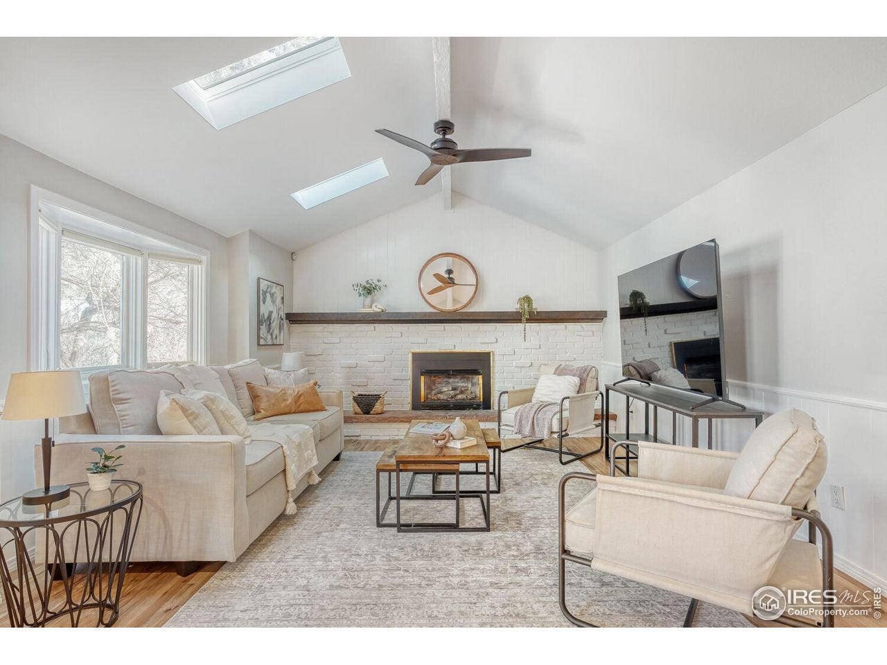 Boulder, Colorado, 80305, United States, 5 Bedrooms Bedrooms, ,4 BathroomsBathrooms,Residential,Active,2012224