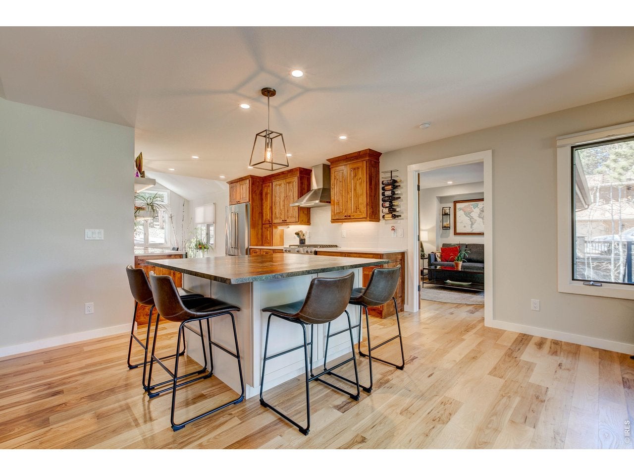Estes Park, Colorado, 80517, United States, 3 Bedrooms Bedrooms, ,2 BathroomsBathrooms,Residential,Active,2030600