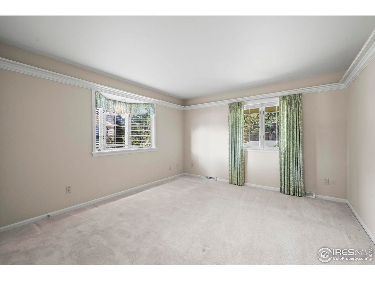 Boulder, Colorado, 80301, United States, 3 Bedrooms Bedrooms, ,4 BathroomsBathrooms,Residential,Active,1997593