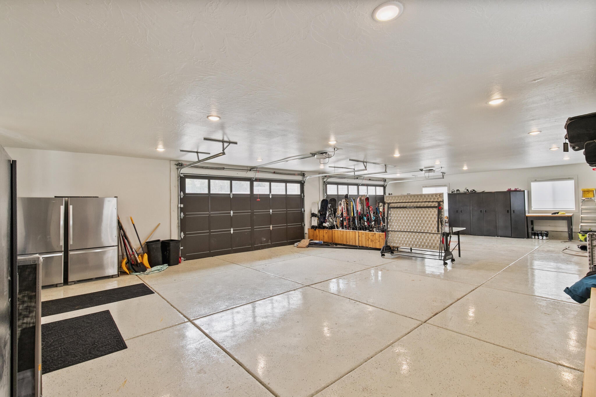 Brian Head, Utah, 84719, United States, 11 Bedrooms Bedrooms, ,8 BathroomsBathrooms,Residential,Active,2044561