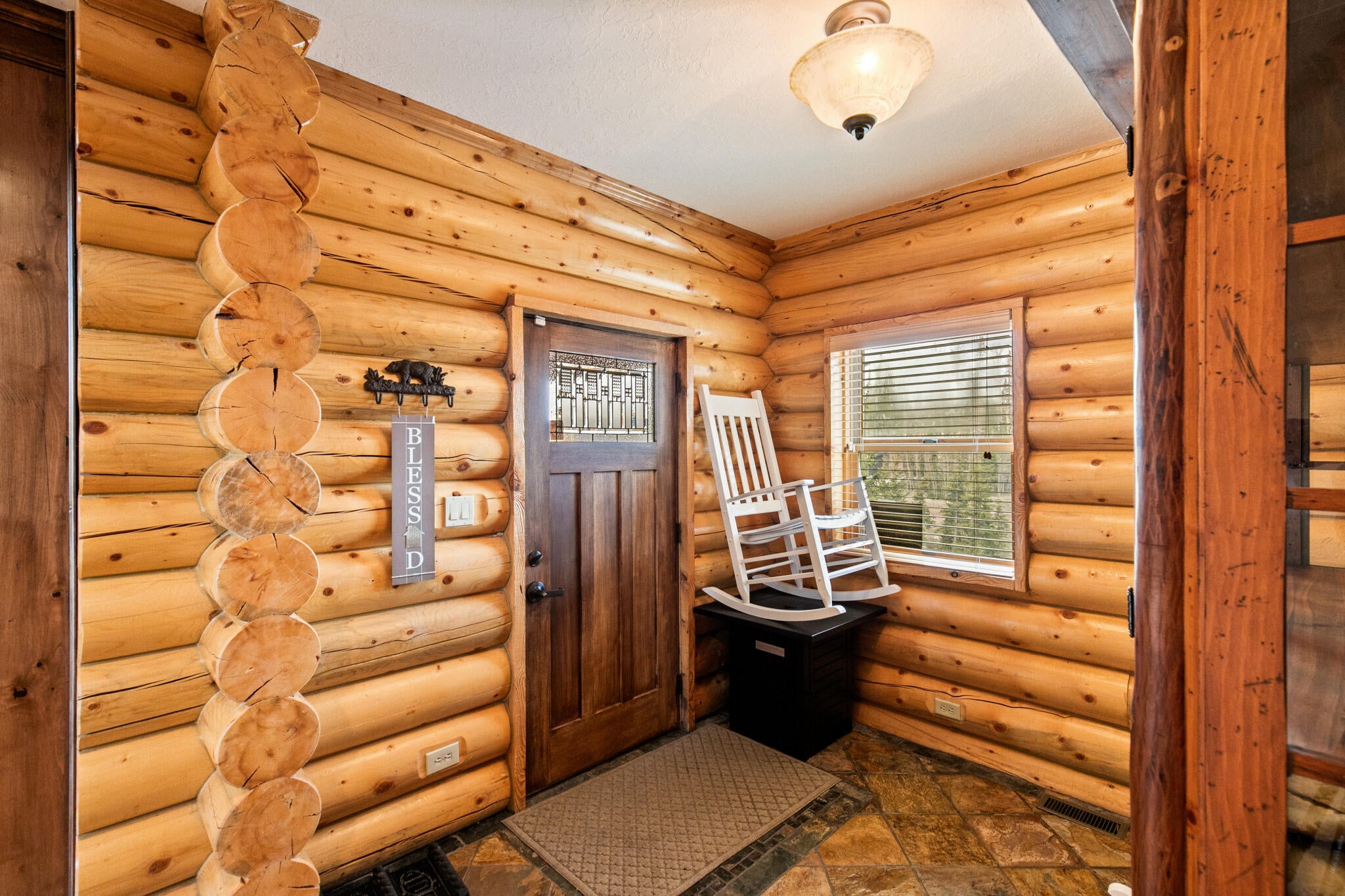 Brian Head, Utah, 84719, United States, 5 Bedrooms Bedrooms, ,7 BathroomsBathrooms,Residential,Active,2044532