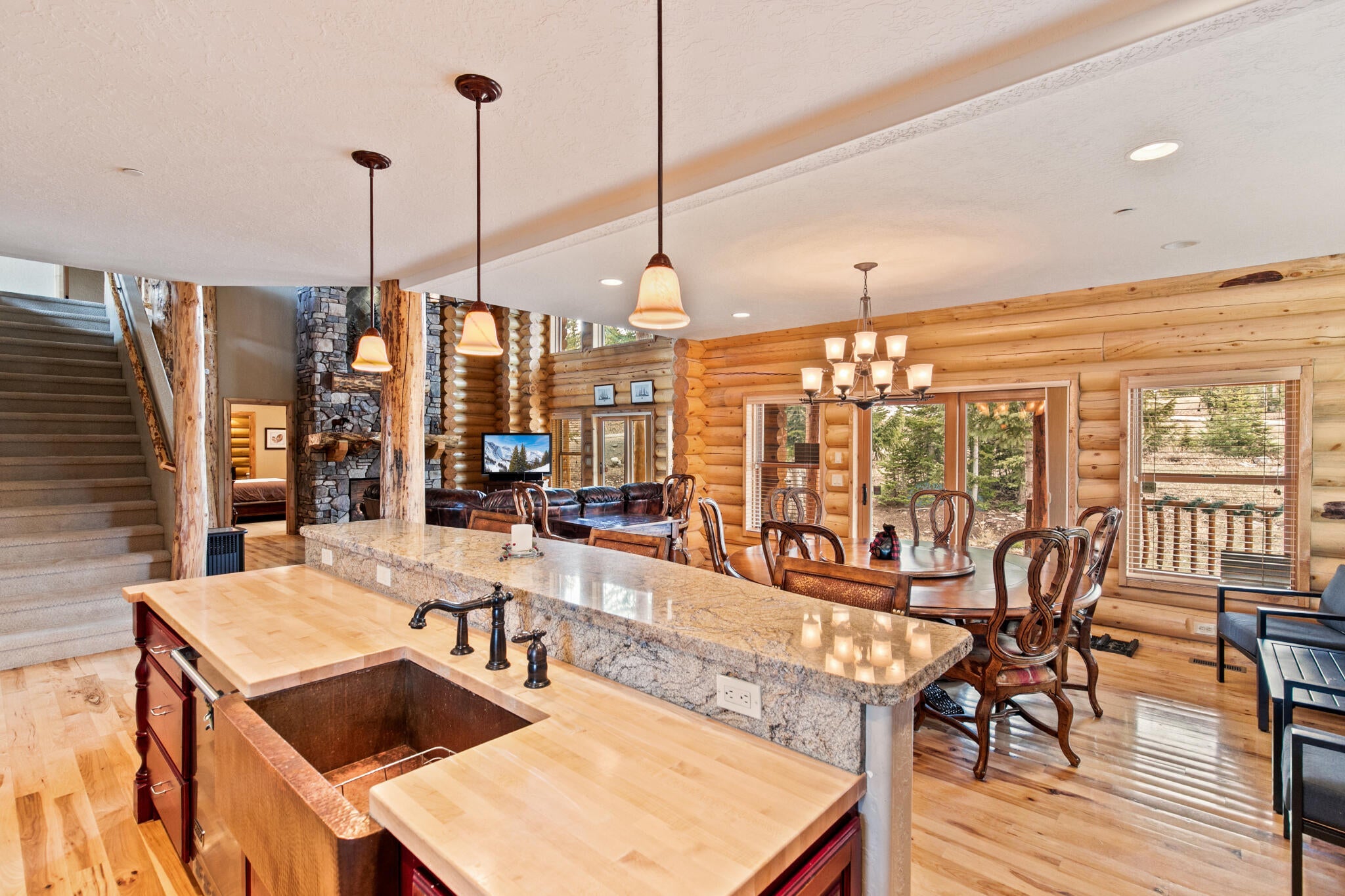 Brian Head, Utah, 84719, United States, 5 Bedrooms Bedrooms, ,7 BathroomsBathrooms,Residential,Active,2044532