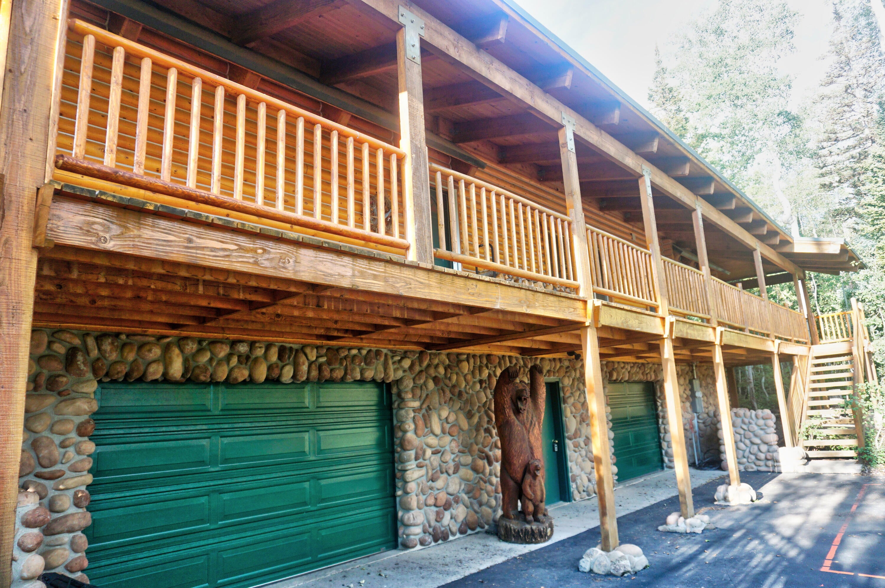 Brian Head, Utah, 84719, United States, 4 Bedrooms Bedrooms, ,3 BathroomsBathrooms,Residential,Active,1990609