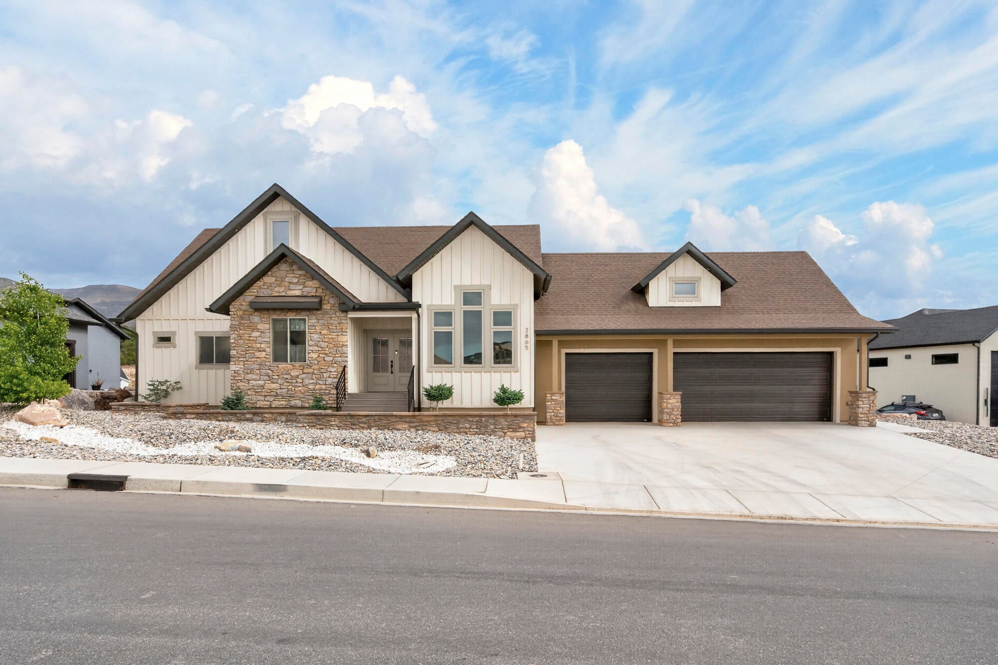 Cedar City, Utah, 84720, United States, 6 Bedrooms Bedrooms, ,4 BathroomsBathrooms,Residential,Active,2043845