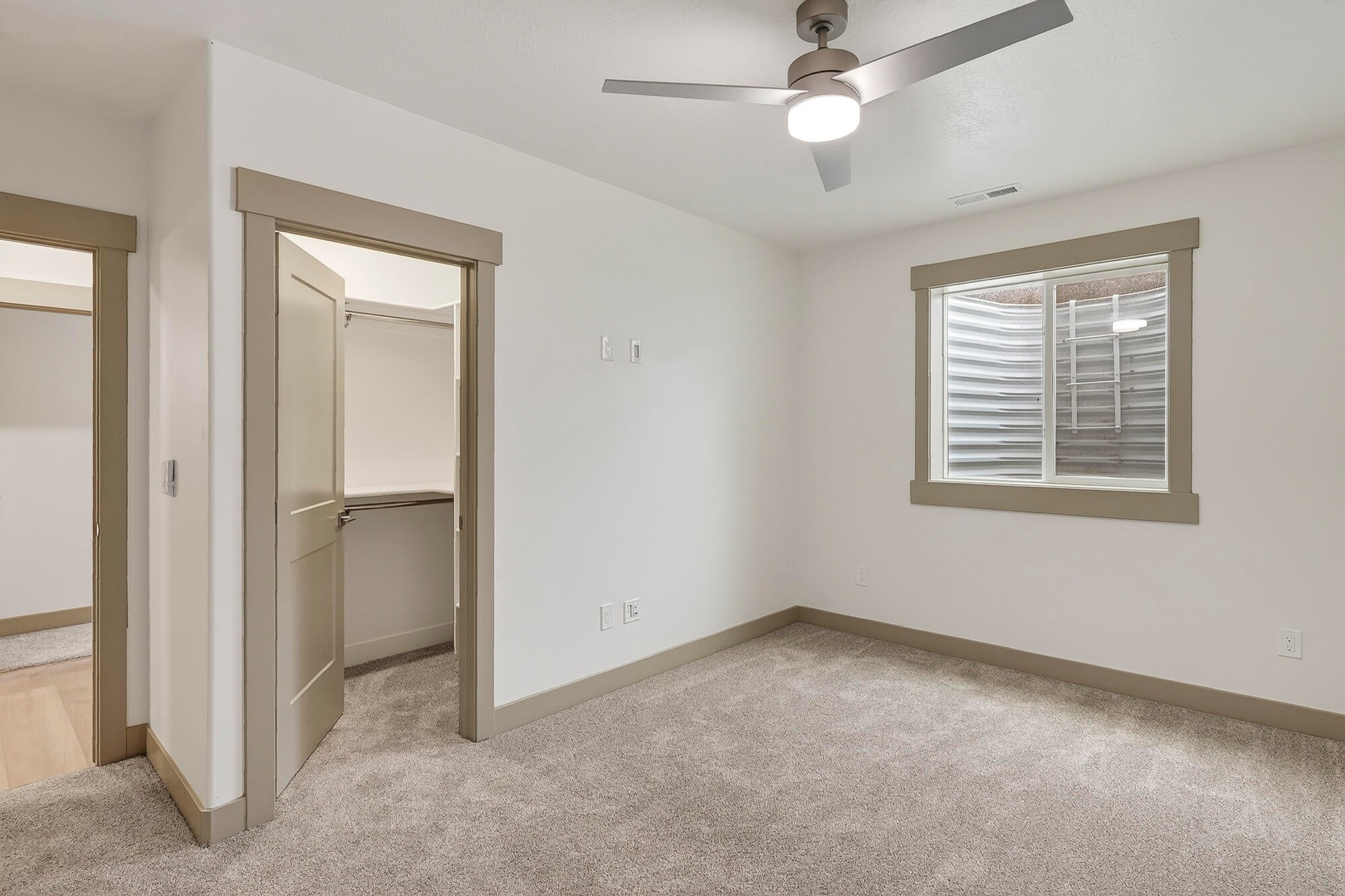 Cedar City, Utah, 84720, United States, 6 Bedrooms Bedrooms, ,4 BathroomsBathrooms,Residential,Active,2043845