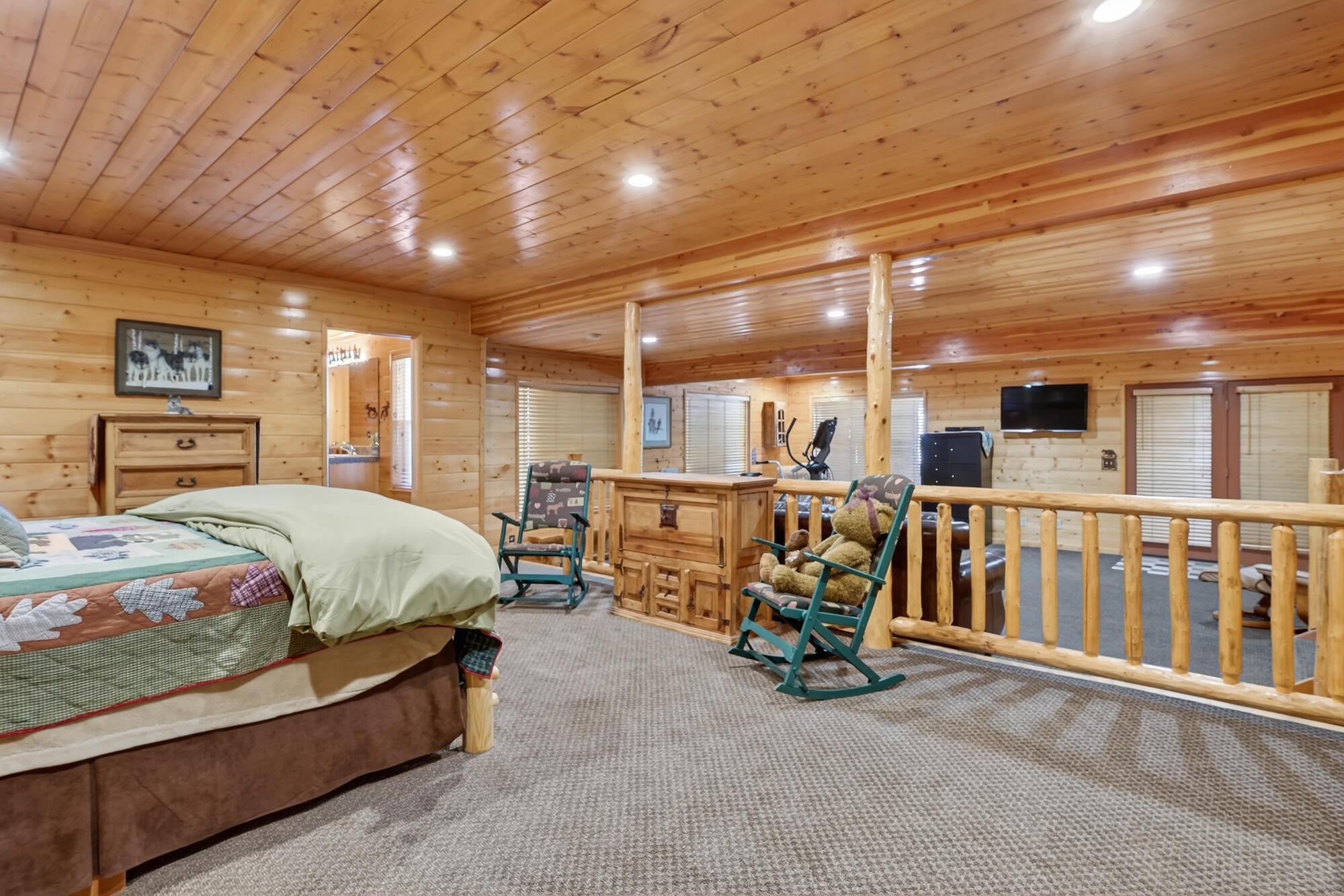 Duck Creek Village, Utah, 84762, United States, 4 Bedrooms Bedrooms, ,3 BathroomsBathrooms,Residential,Active,2007182