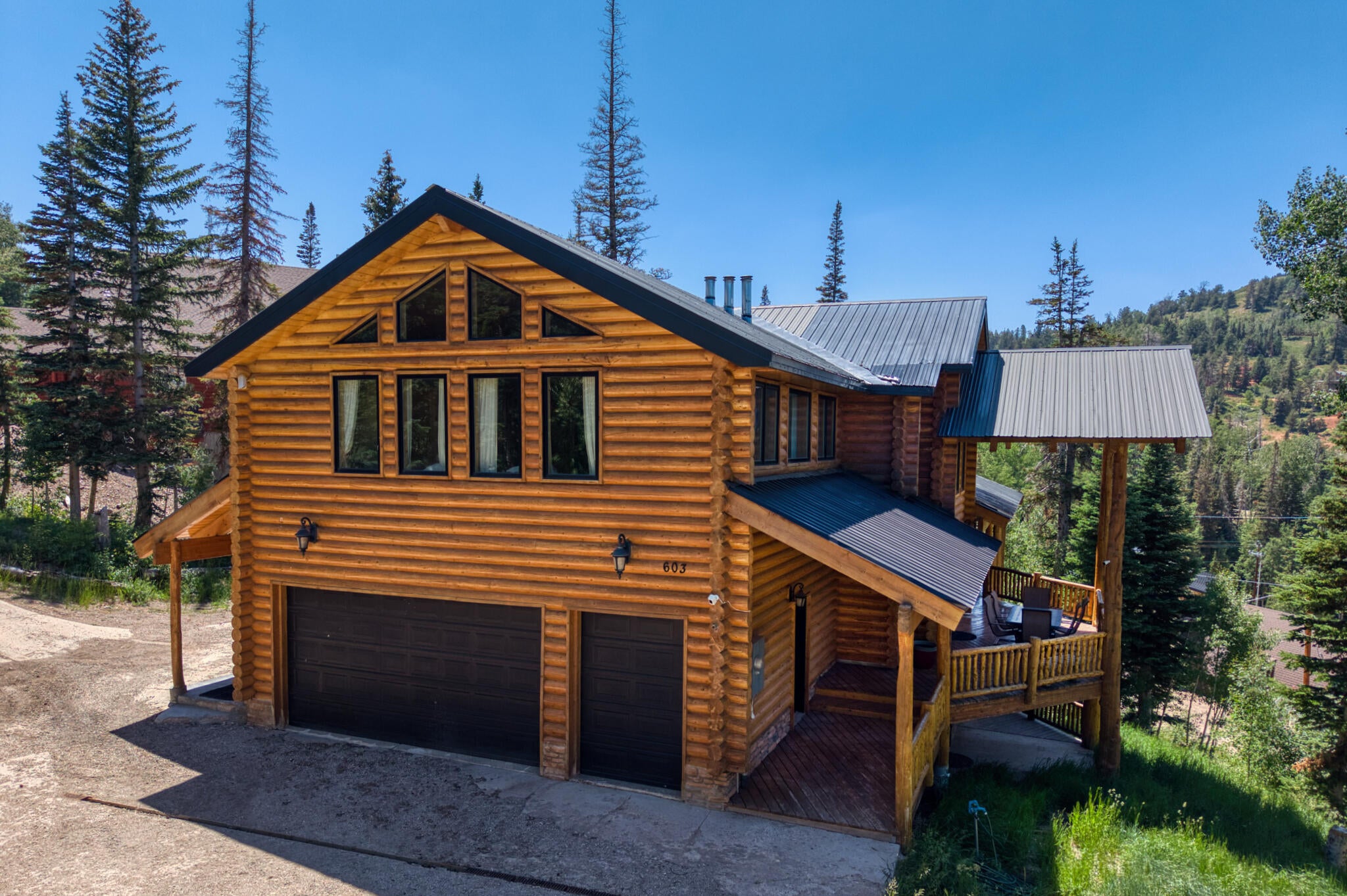 Brian Head, Utah, 84719, United States, 5 Bedrooms Bedrooms, ,4 BathroomsBathrooms,Residential,Active,1990611