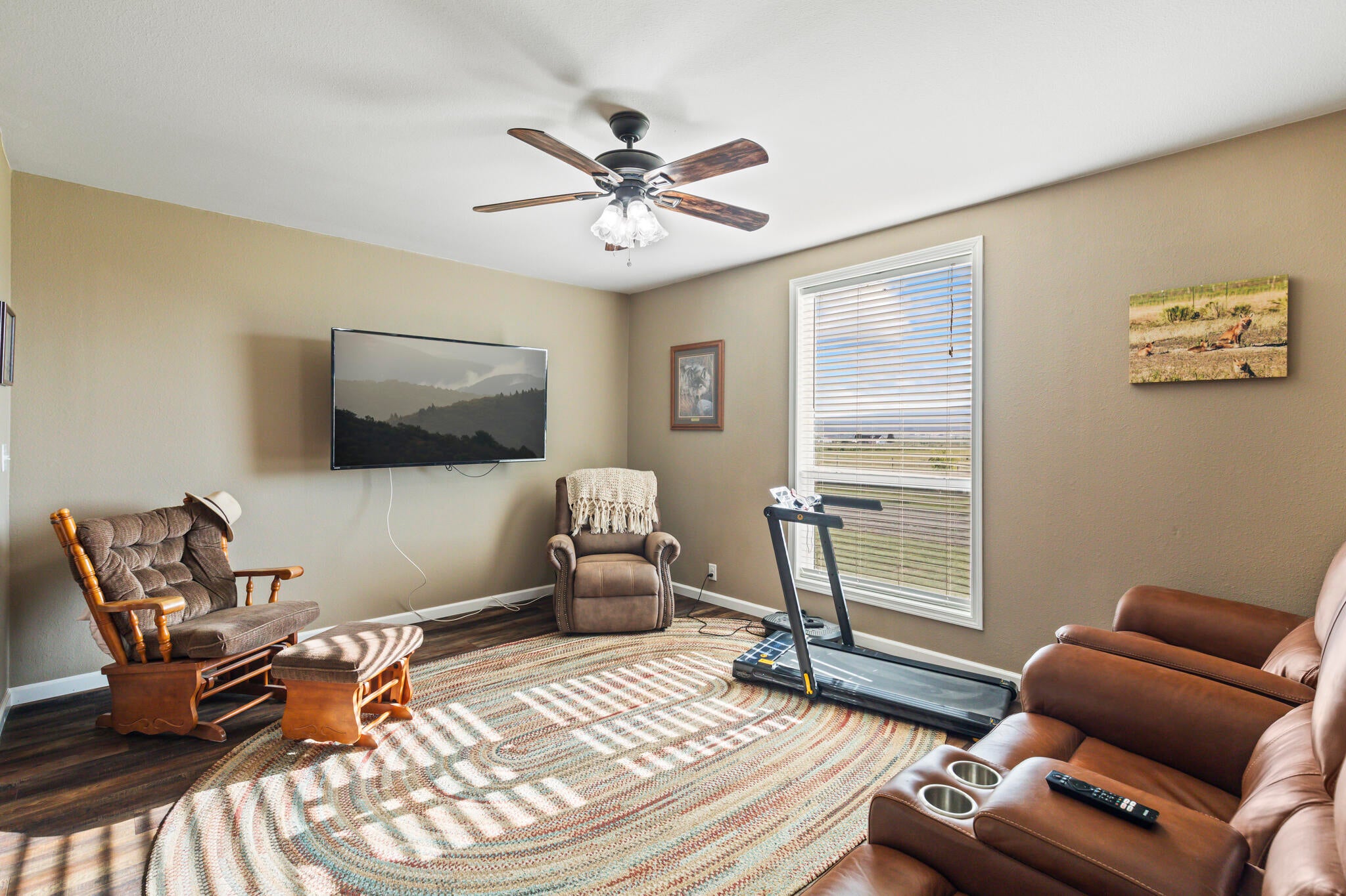 Panguitch, Utah, 84759, United States, 3 Bedrooms Bedrooms, ,3 BathroomsBathrooms,Residential,Active,2015794