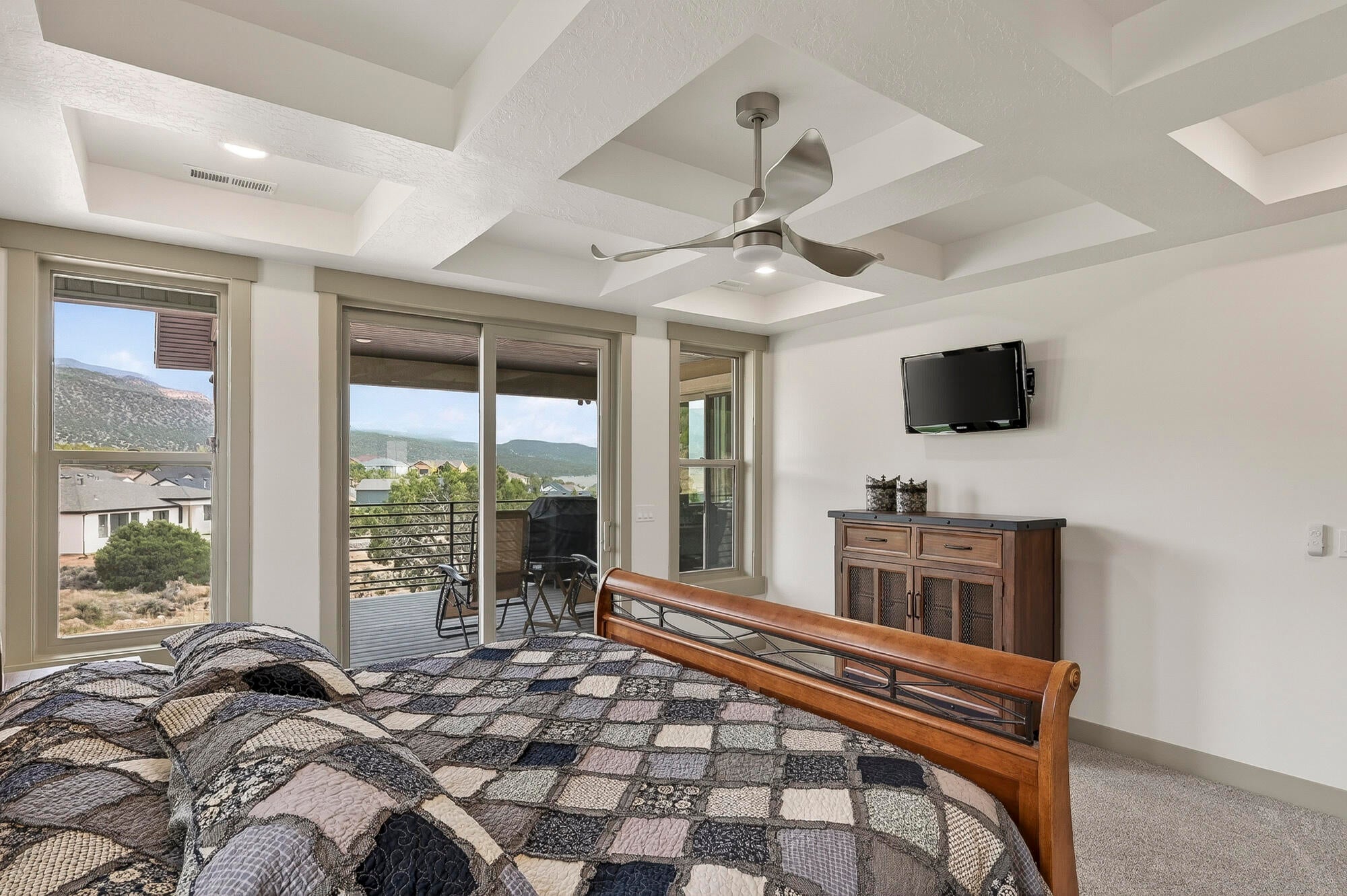 Cedar City, Utah, 84720, United States, 6 Bedrooms Bedrooms, ,4 BathroomsBathrooms,Residential,Active,2043845