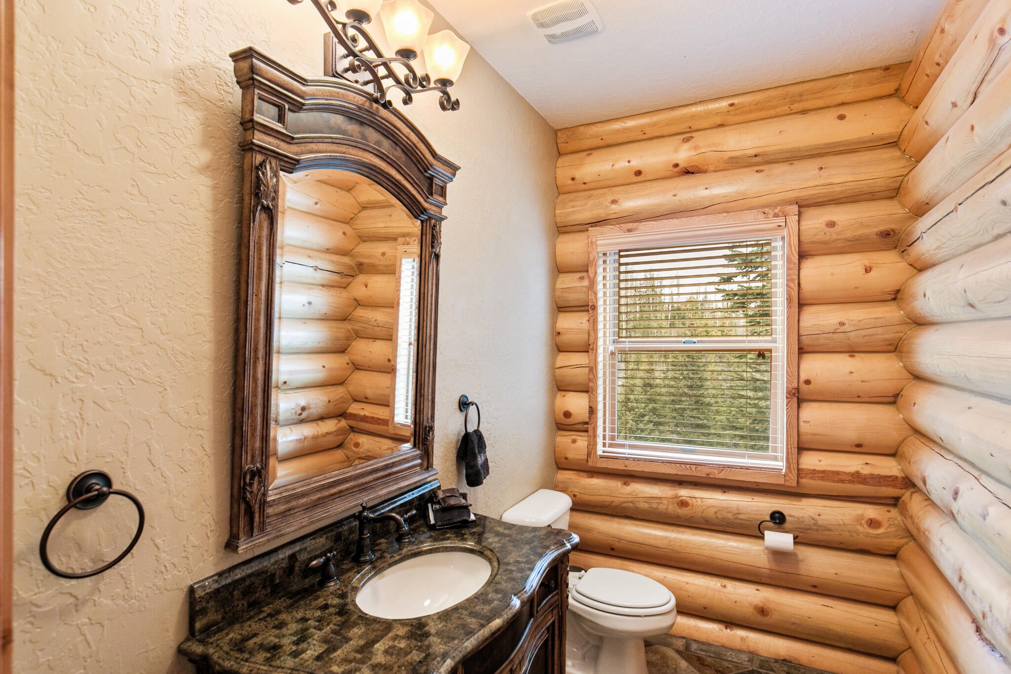 Brian Head, Utah, 84719, United States, 5 Bedrooms Bedrooms, ,7 BathroomsBathrooms,Residential,Active,2044532