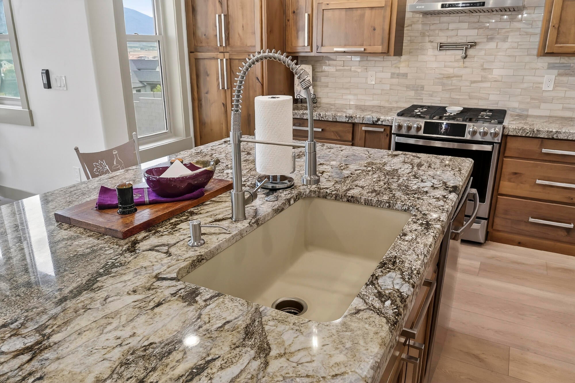 Cedar City, Utah, 84720, United States, 6 Bedrooms Bedrooms, ,4 BathroomsBathrooms,Residential,Active,2043845