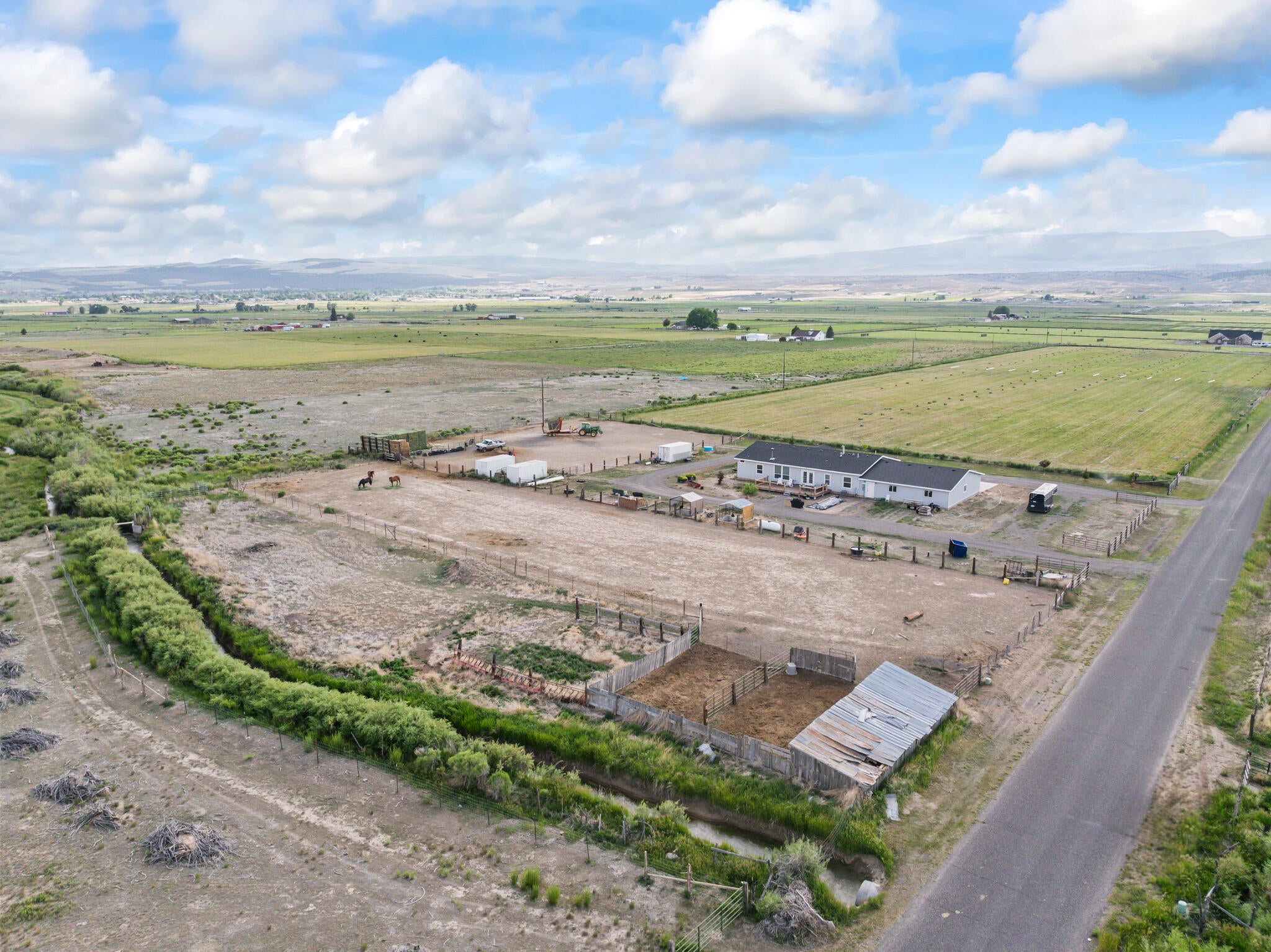 Panguitch, Utah, 84759, United States, 3 Bedrooms Bedrooms, ,3 BathroomsBathrooms,Residential,Active,2015794