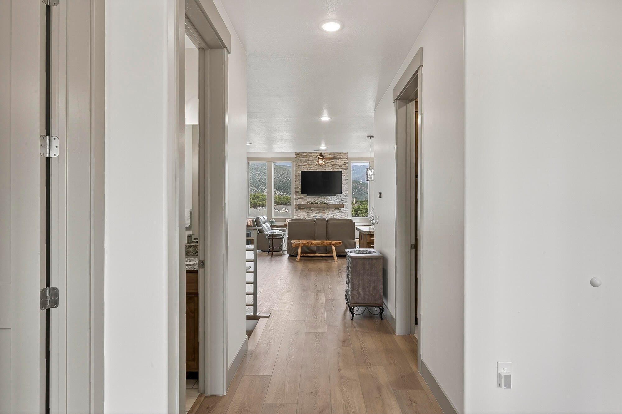 Cedar City, Utah, 84720, United States, 6 Bedrooms Bedrooms, ,4 BathroomsBathrooms,Residential,Active,2043845