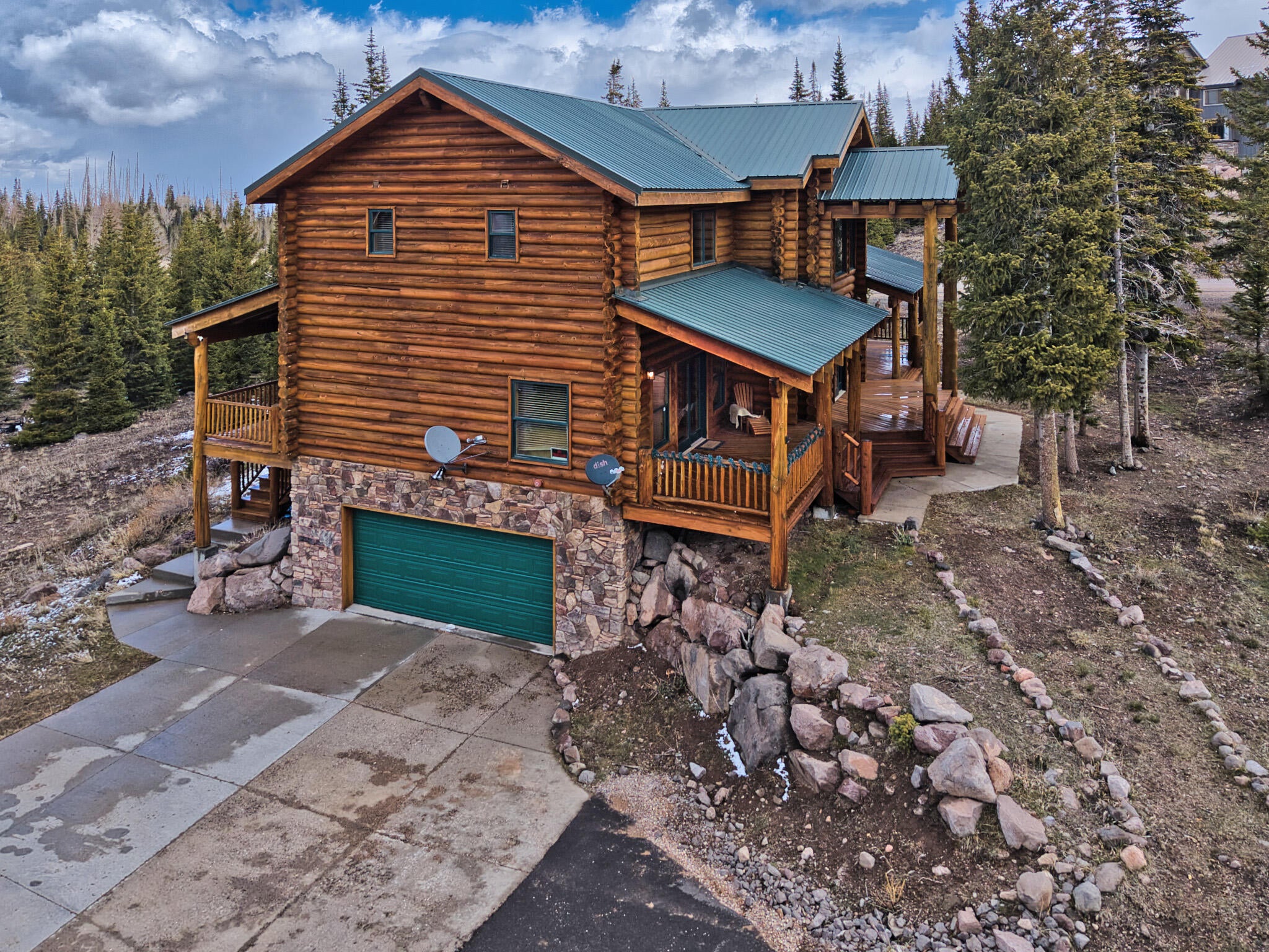 Brian Head, Utah, 84719, United States, 5 Bedrooms Bedrooms, ,7 BathroomsBathrooms,Residential,Active,2044532
